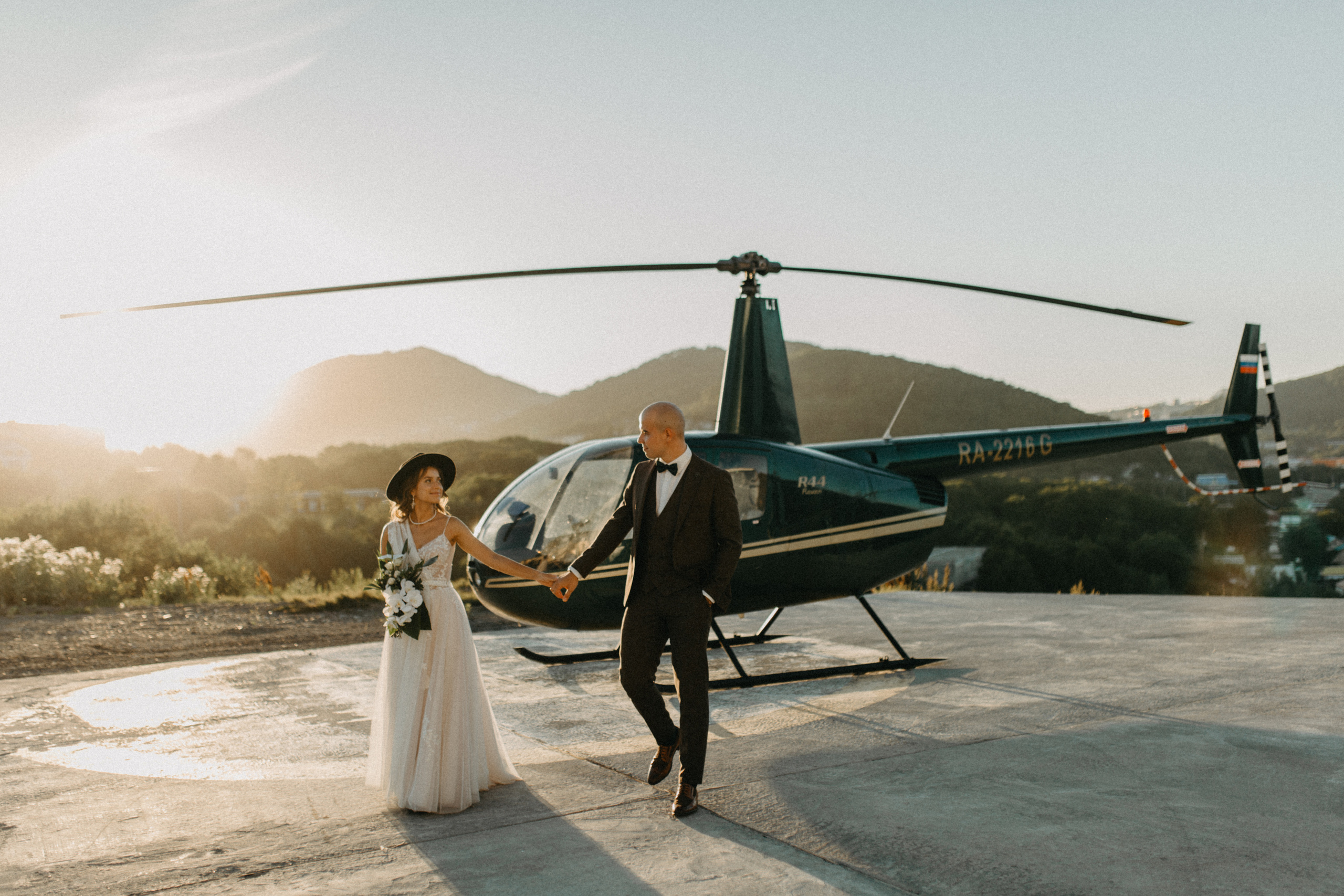 Вулкан Ксудач. Свадьба Богдана и Лизы. Свадебное фото и видео на Камчатке. Туристические маршруты