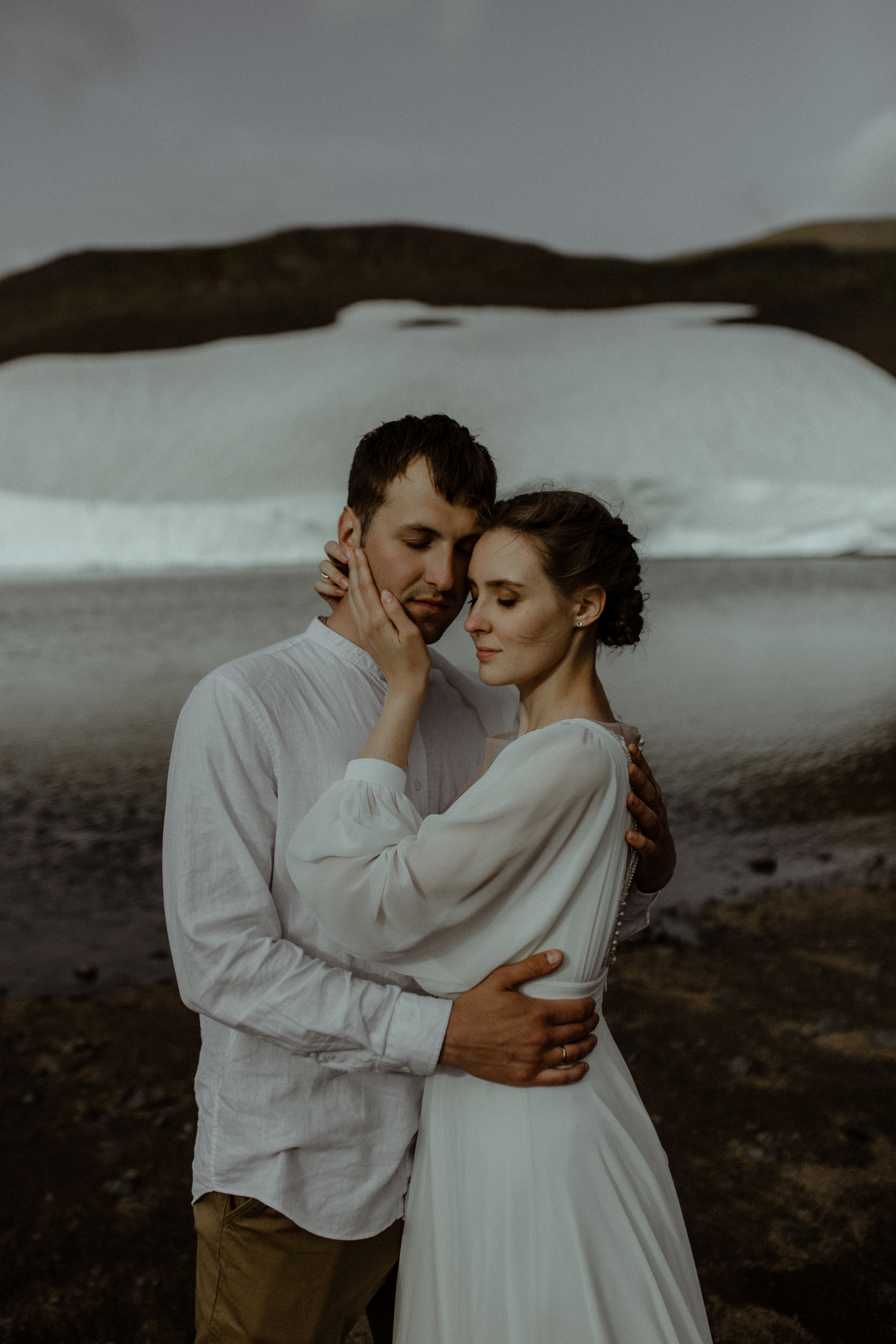 Кальдера Горелый. Свадебное фото и видео на Камчатке. Туристические маршруты