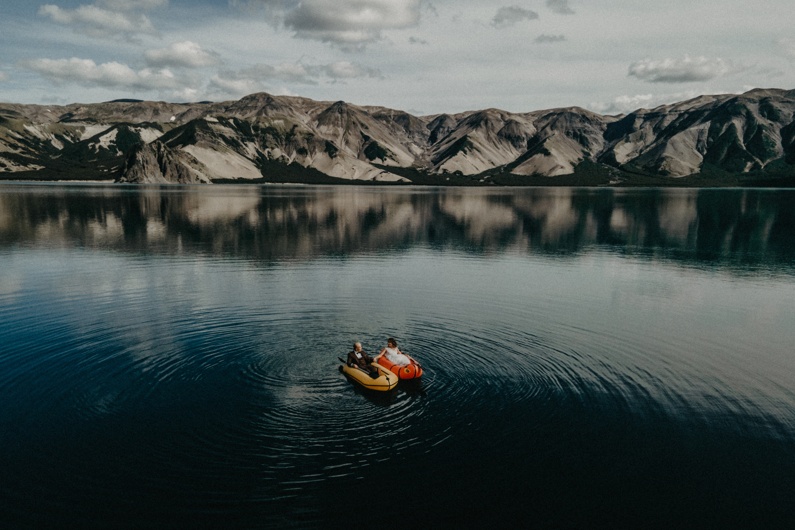 Вулкан Ксудач. Свадьба Богдана и Лизы. Свадебное фото и видео на Камчатке. Туристические маршруты