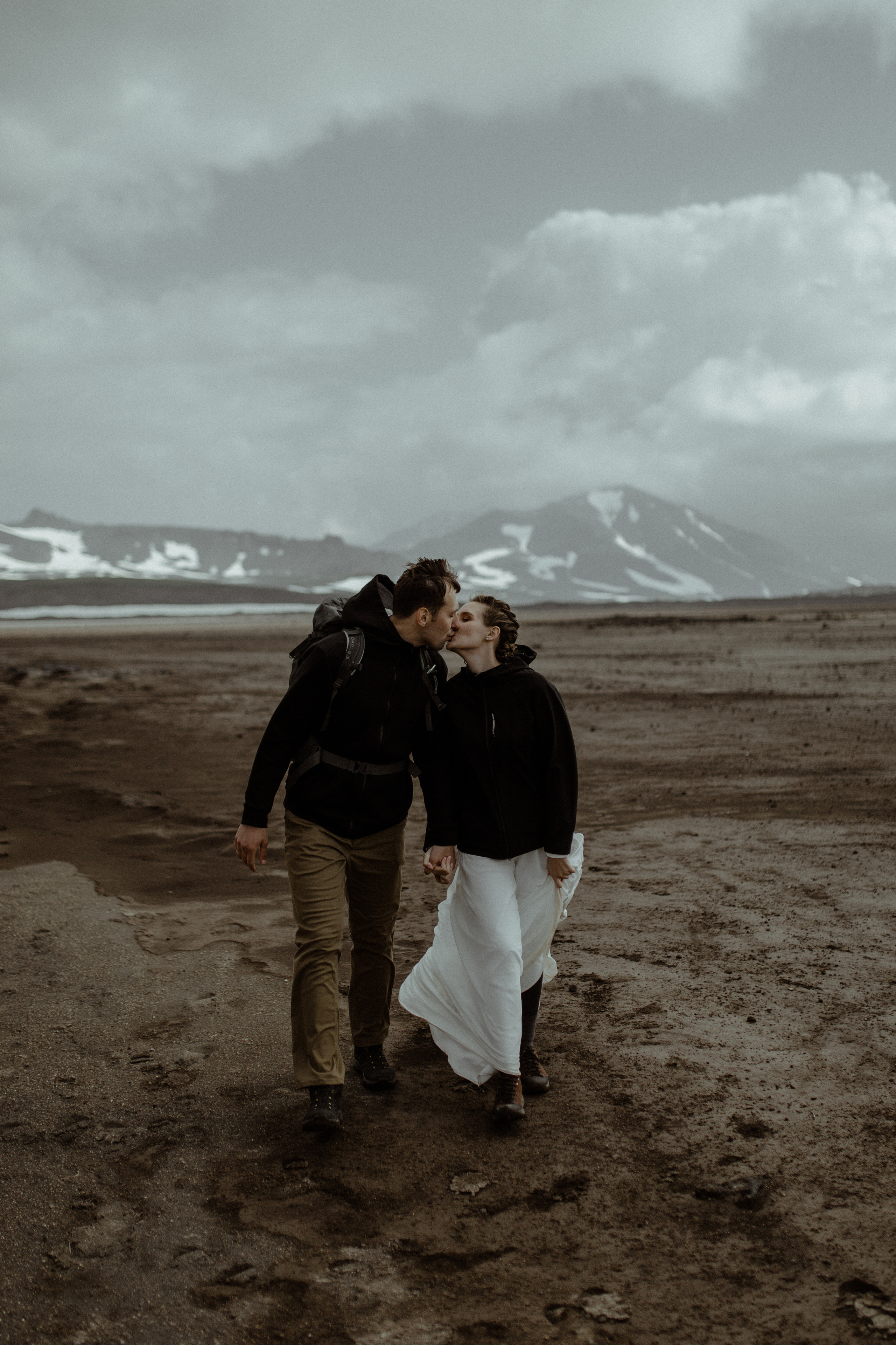 Кальдера Горелый. Свадебное фото и видео на Камчатке. Туристические маршруты