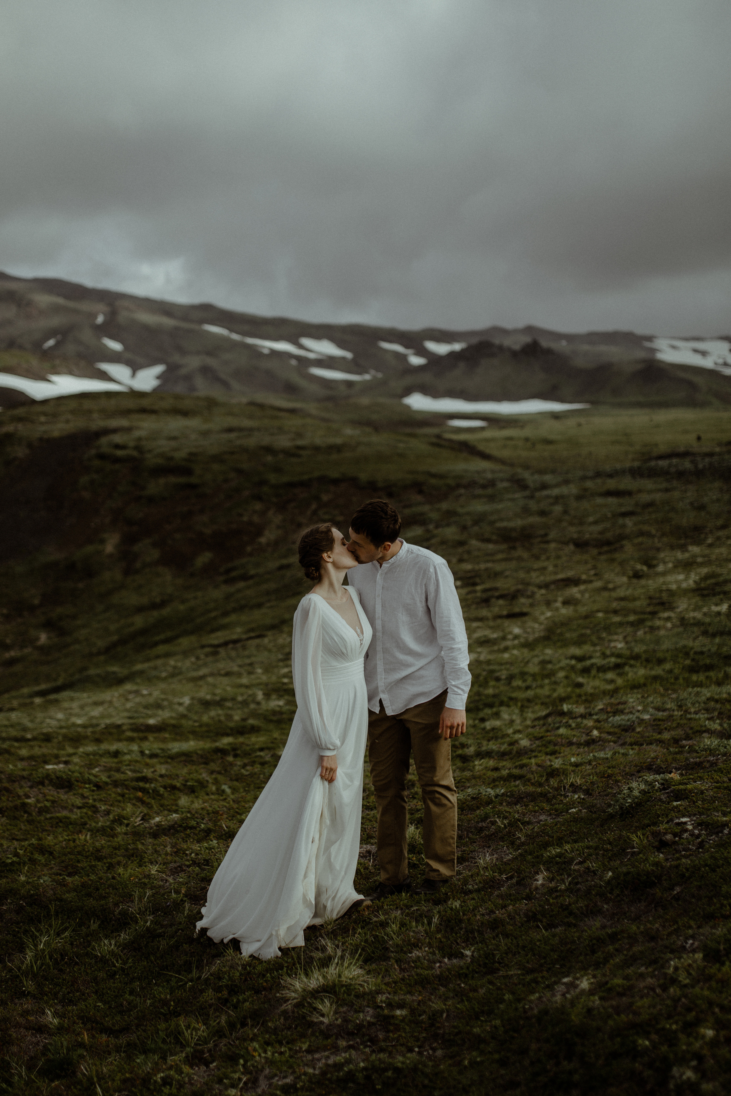 Кальдера Горелый. Свадебное фото и видео на Камчатке. Туристические маршруты