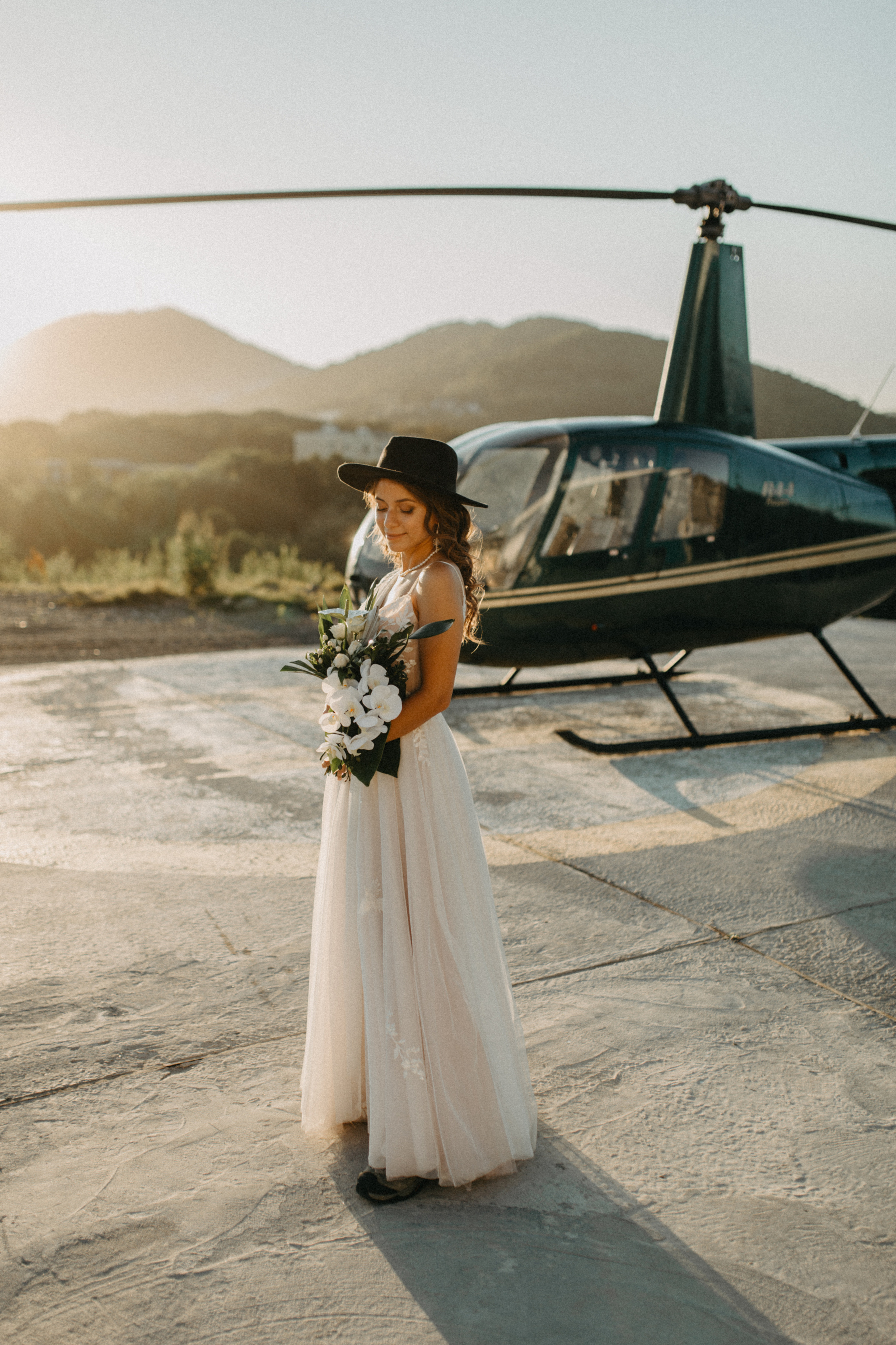 Вулкан Ксудач. Свадьба Богдана и Лизы. Свадебное фото и видео на Камчатке. Туристические маршруты