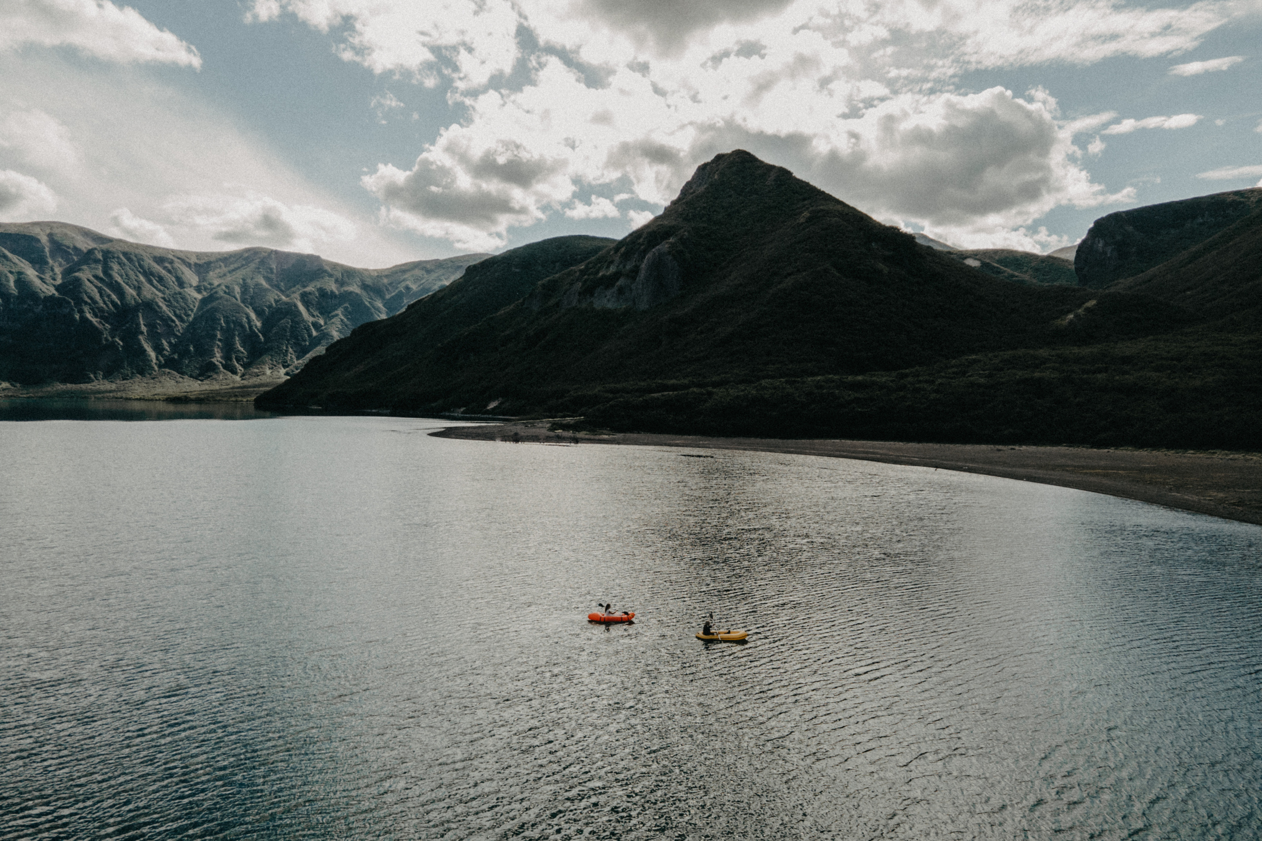 Вулкан Ксудач. Свадьба Богдана и Лизы. Свадебное фото и видео на Камчатке. Туристические маршруты