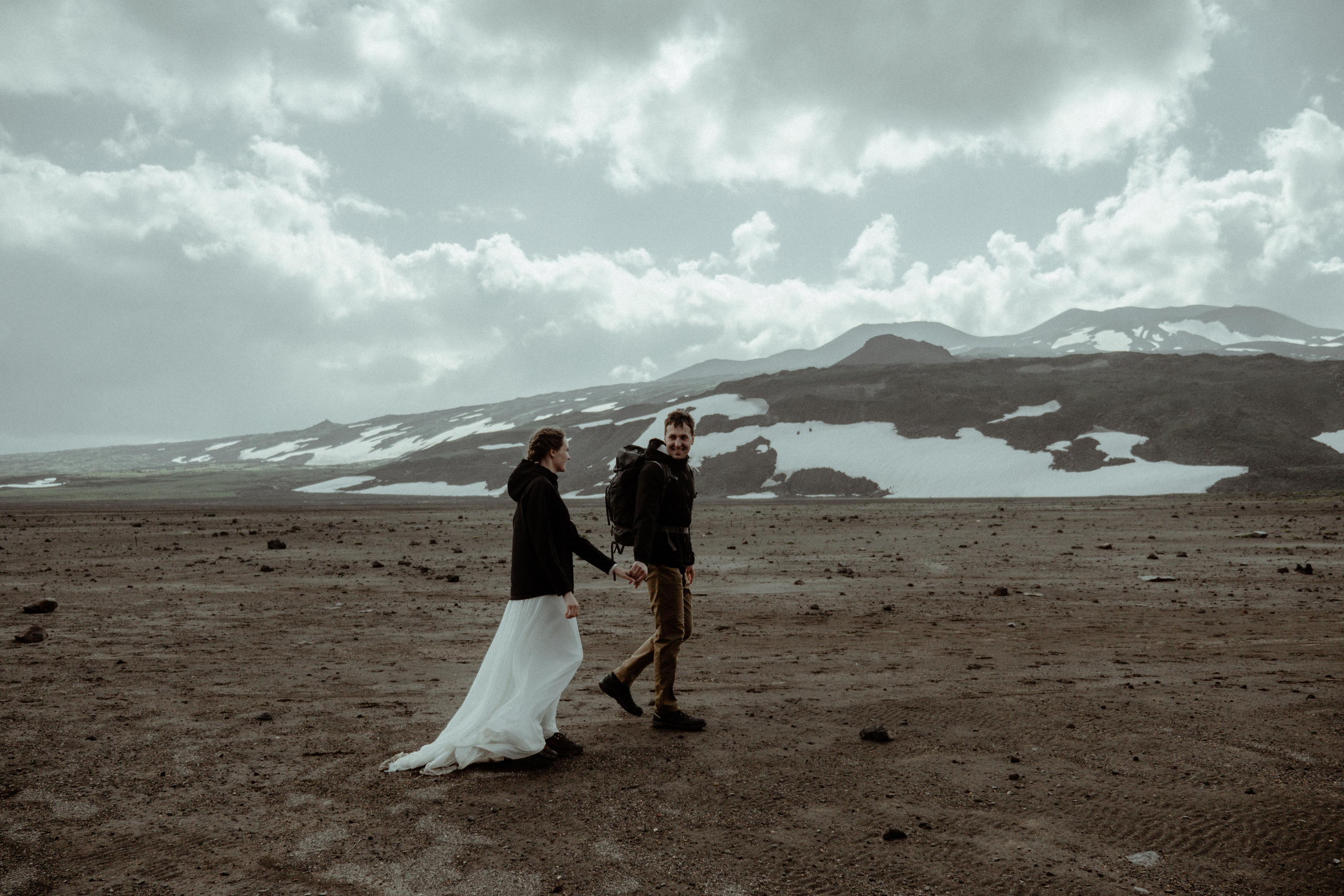 Кальдера Горелый. Свадебное фото и видео на Камчатке. Туристические маршруты