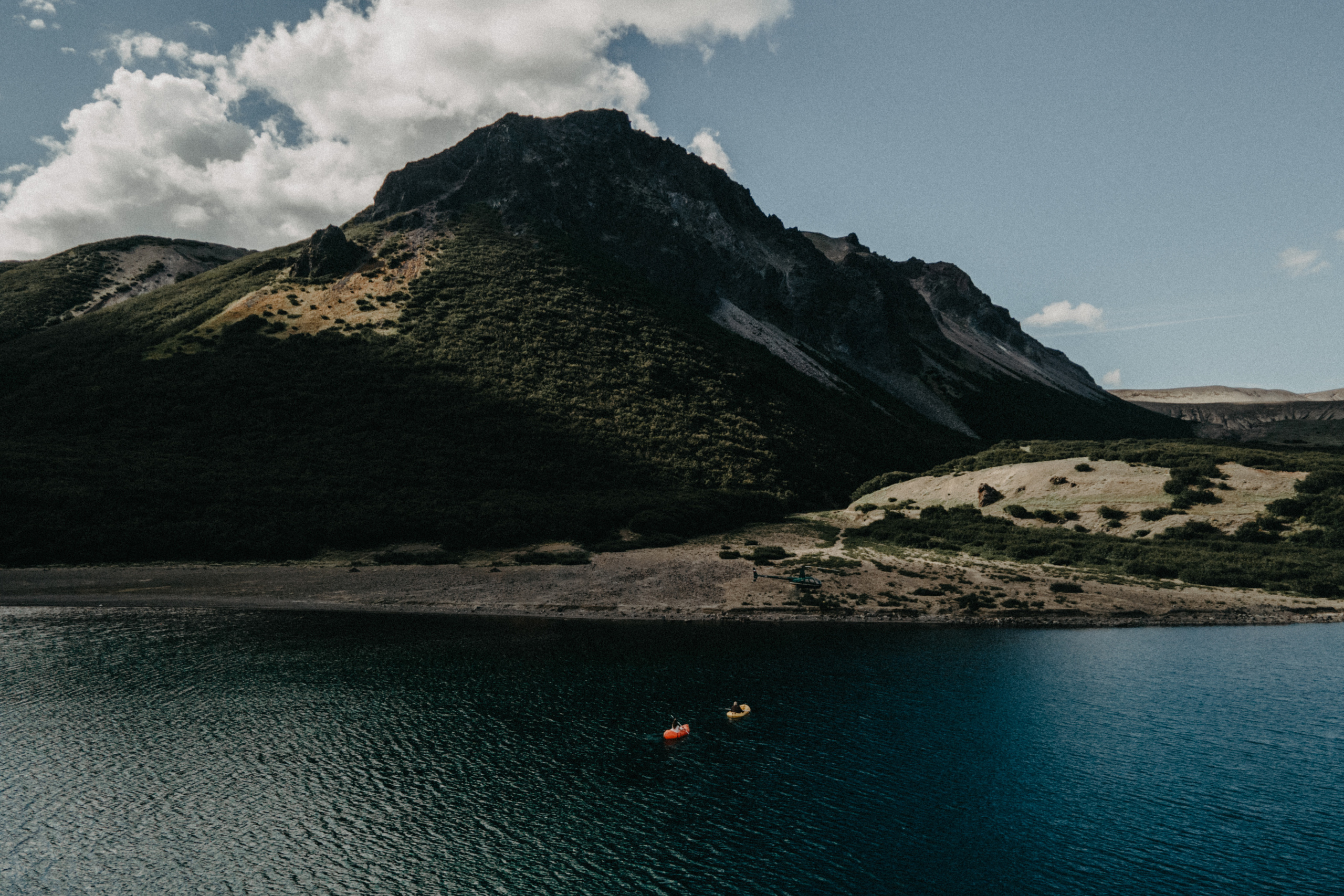 Вулкан Ксудач. Свадьба Богдана и Лизы. Свадебное фото и видео на Камчатке. Туристические маршруты