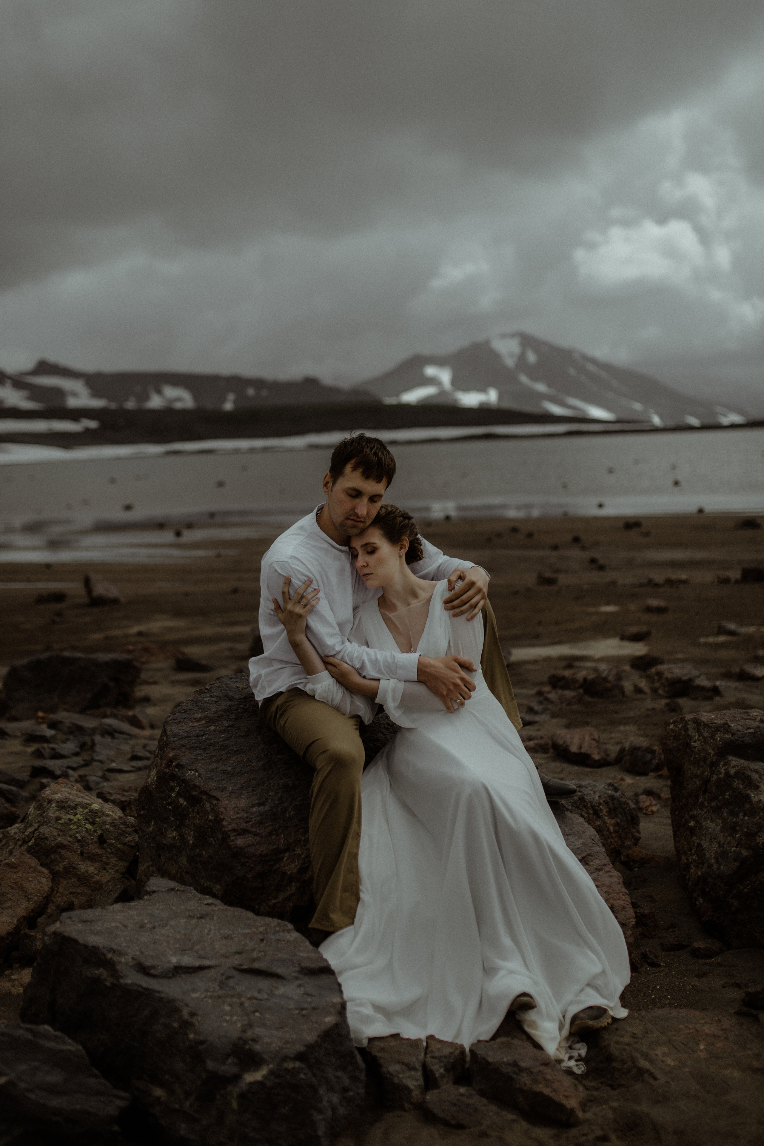 Кальдера Горелый. Свадебное фото и видео на Камчатке. Туристические маршруты