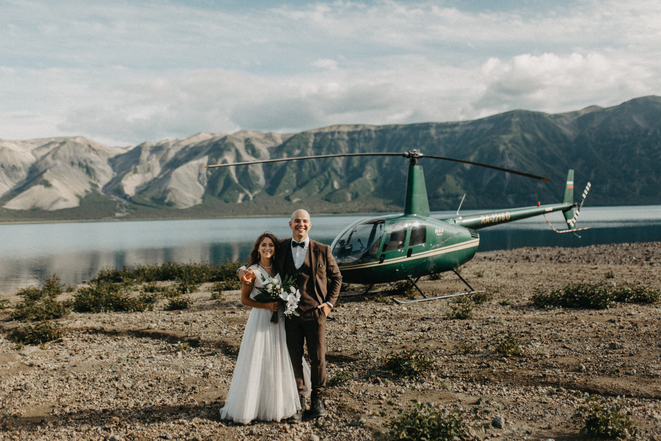 Вулкан Ксудач. Свадьба Богдана и Лизы. Свадебное фото и видео на Камчатке. Туристические маршруты