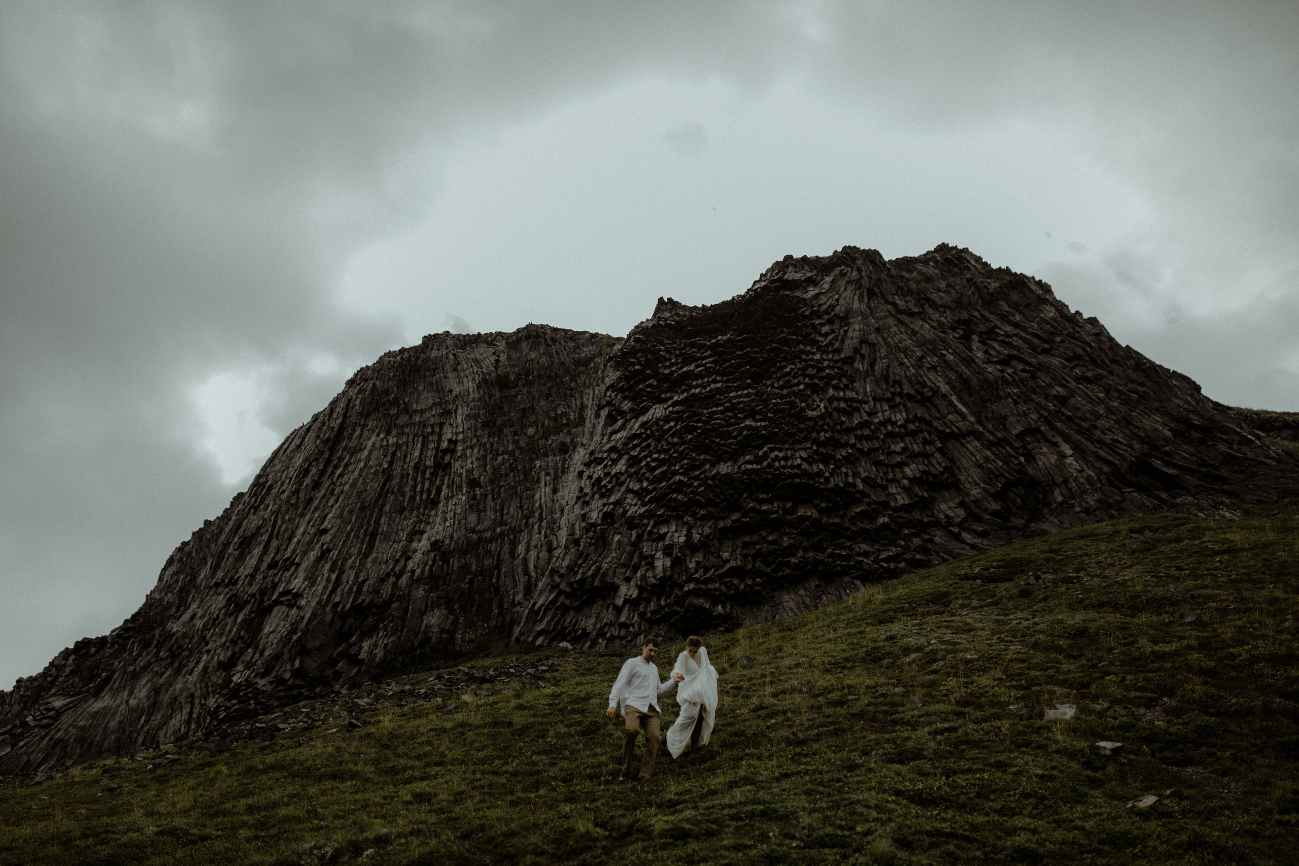 Кальдера Горелый. Свадебное фото и видео на Камчатке. Туристические маршруты