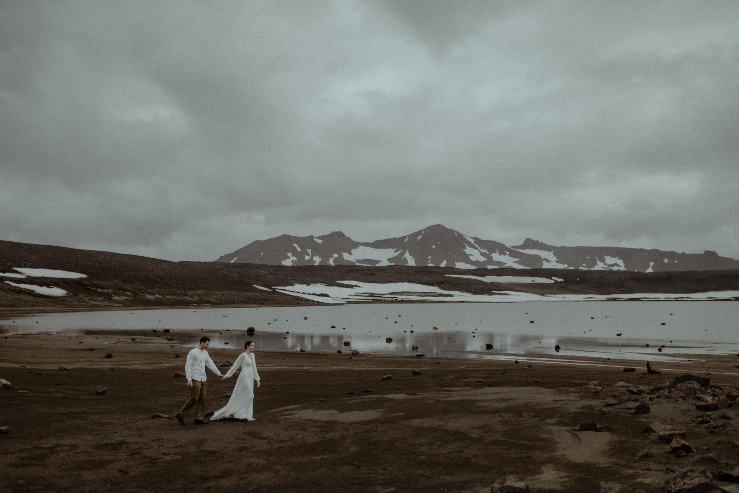 Кальдера Горелый. Свадебное фото и видео на Камчатке. Туристические маршруты