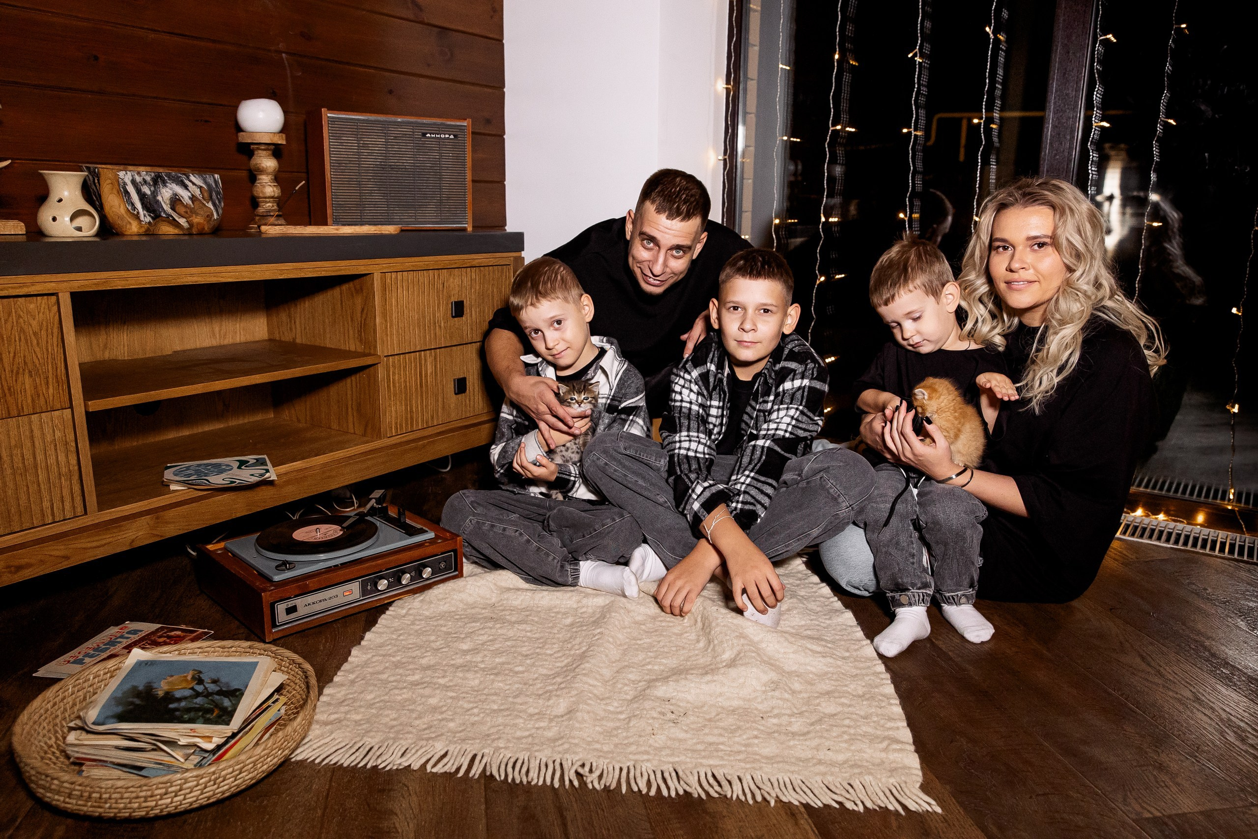 Эдуард и Дарья с сыновьями. Свадебный и семейный фотограф в Челябинске Юлия Ишимова