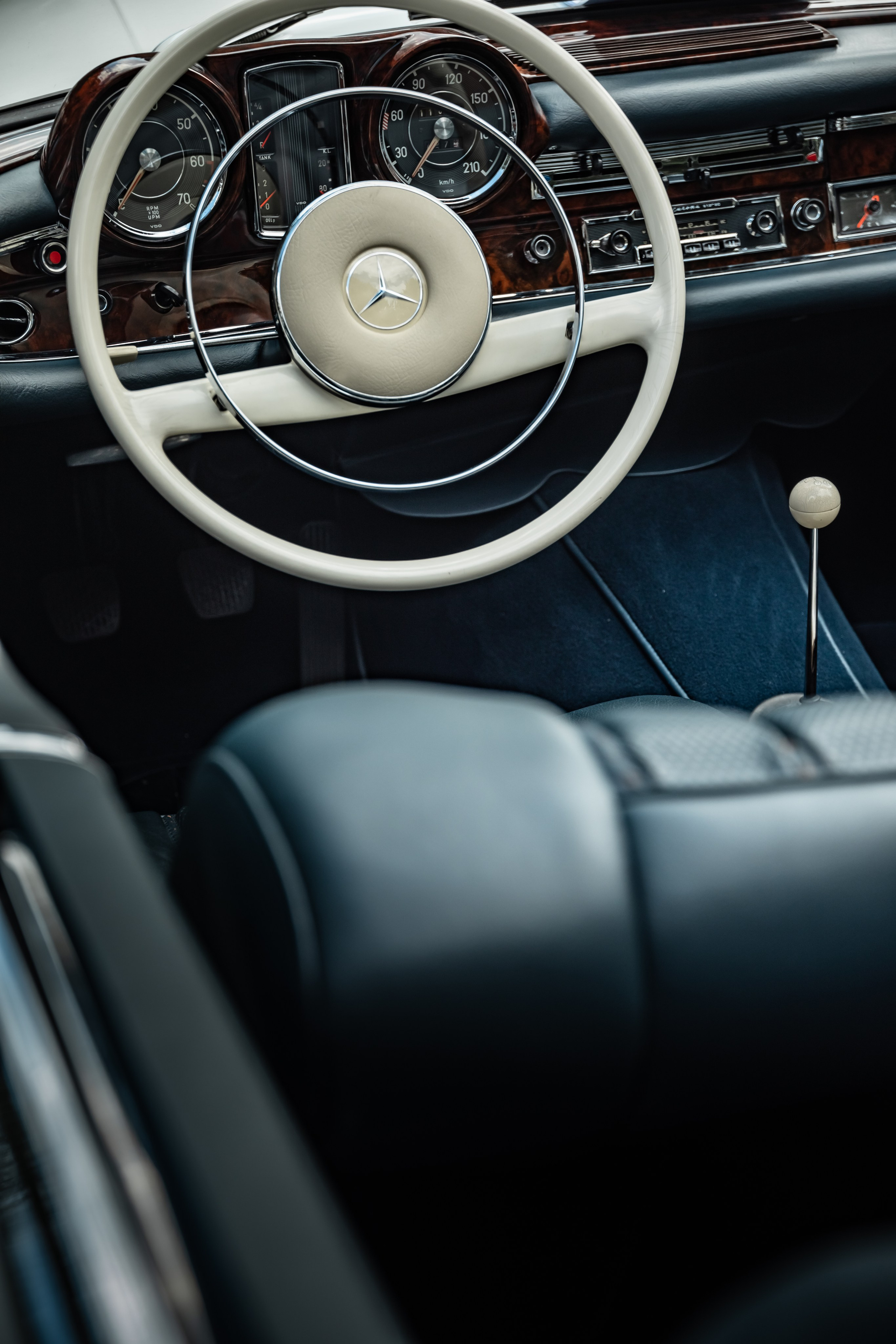 CARS. NE Cinema — backstage and reportage photography in cinema, music, Automotive and sport