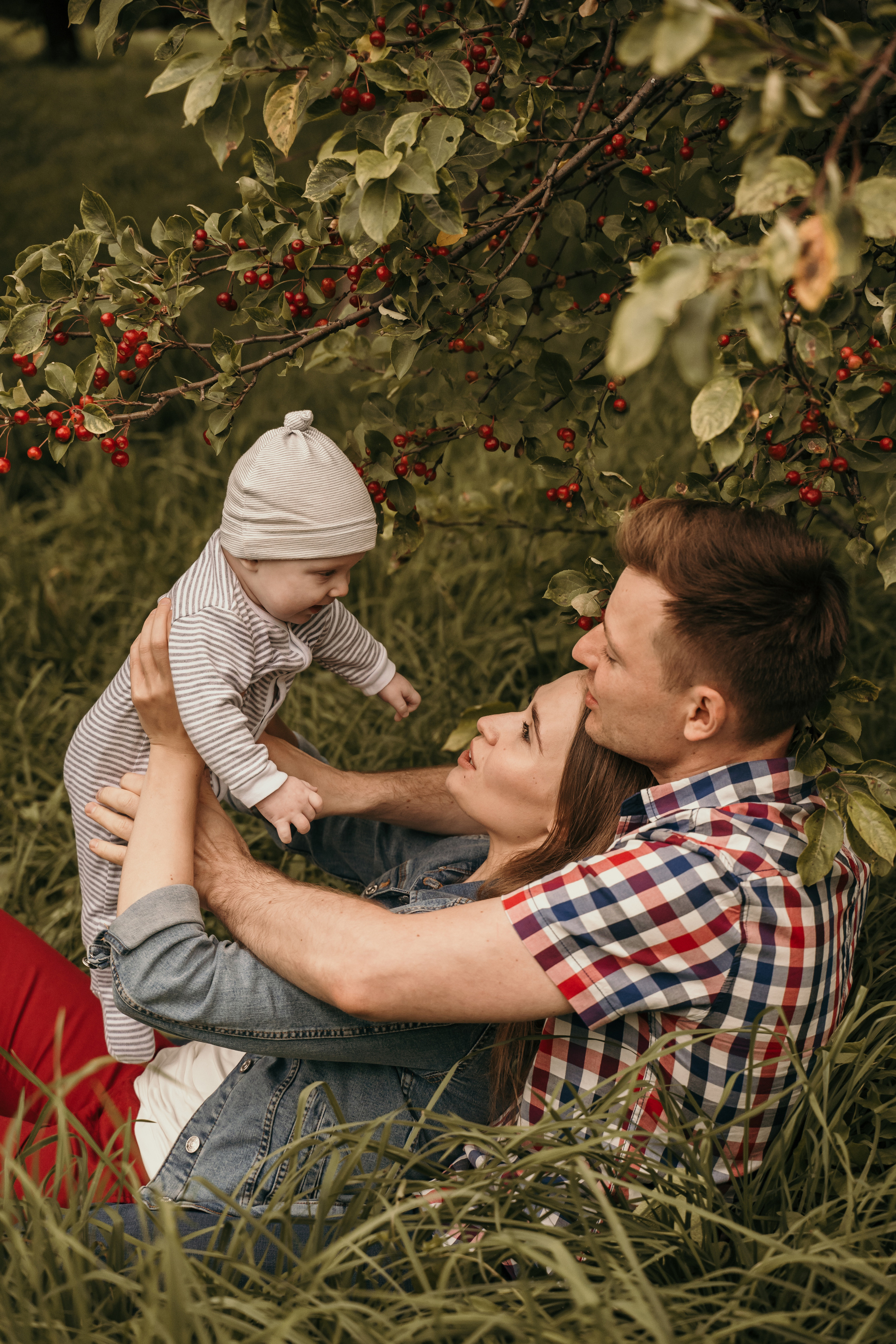 Райские яблочки. Выпускные альбомы в городе Кирове. Фотограф Екатерина Невская