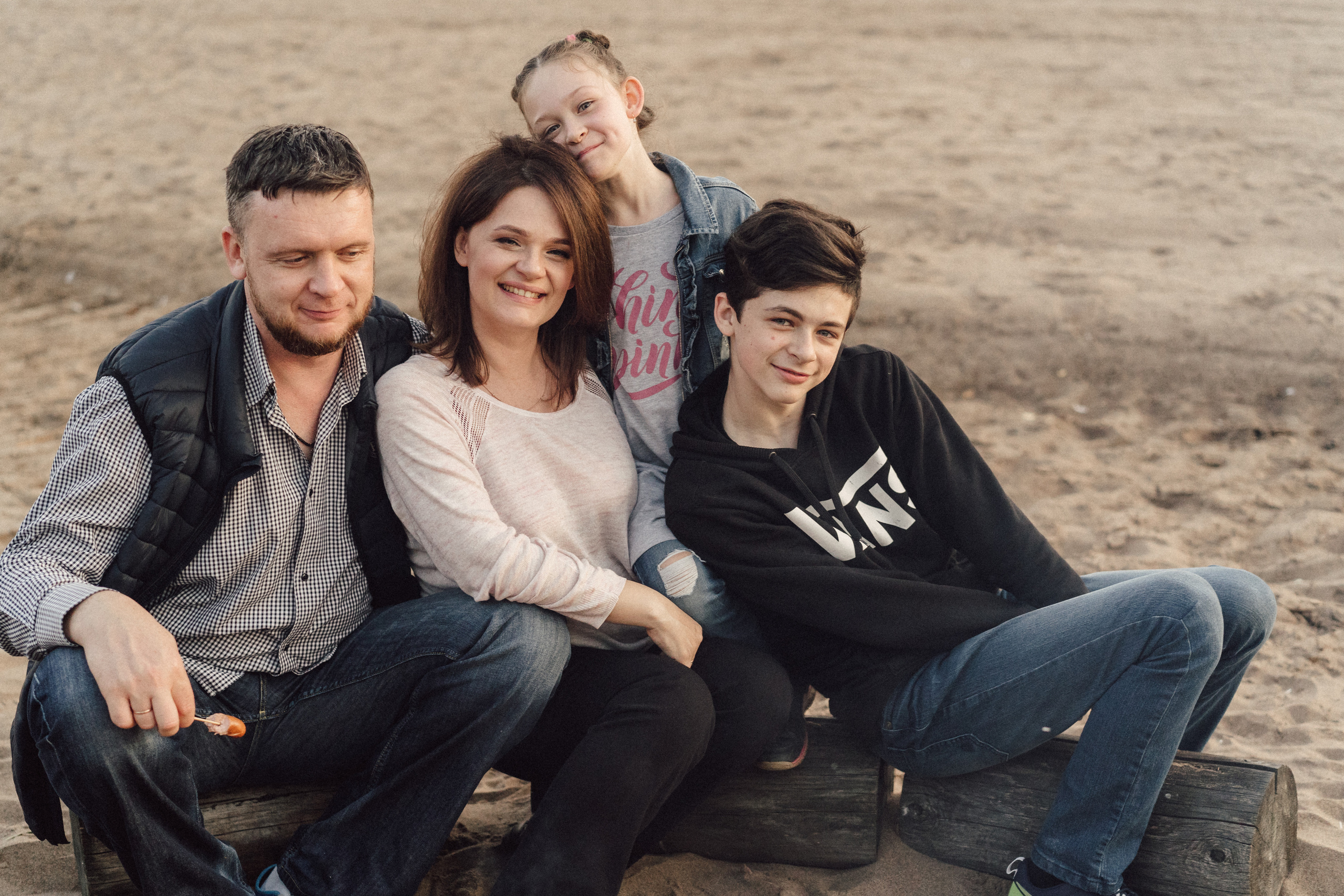 У костра. Выпускные альбомы в городе Кирове. Фотограф Екатерина Невская