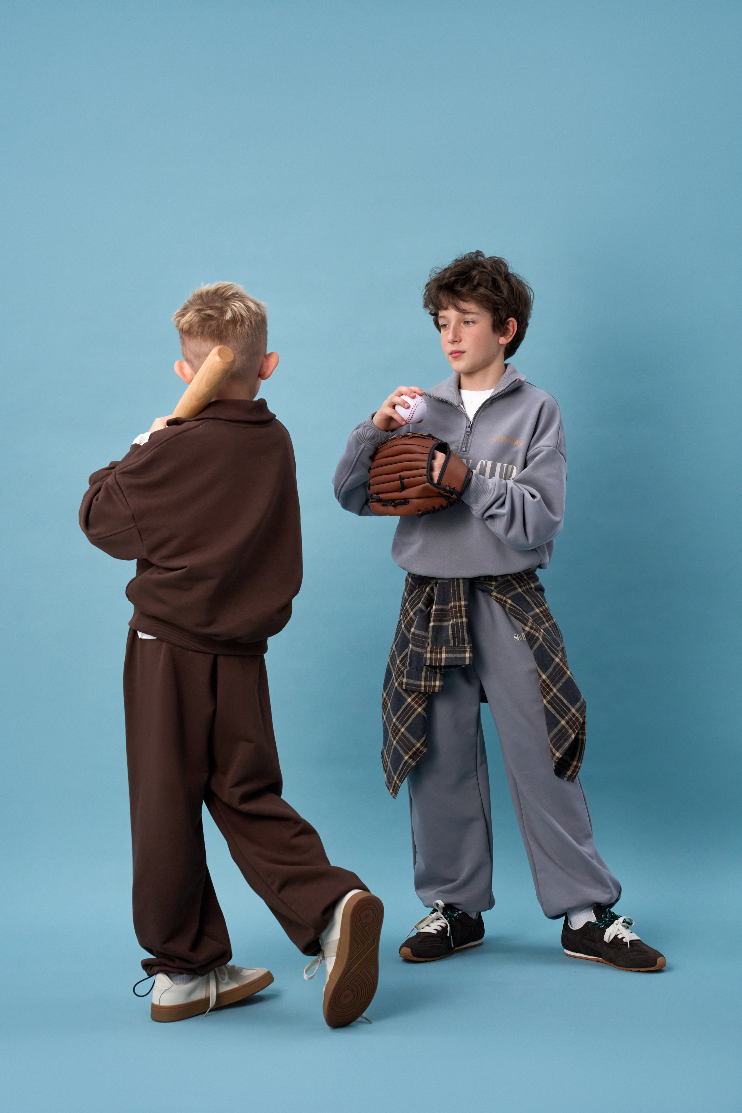 VINTAGE FAMILY CLUB. Creative Fashion Photographer & Art Director