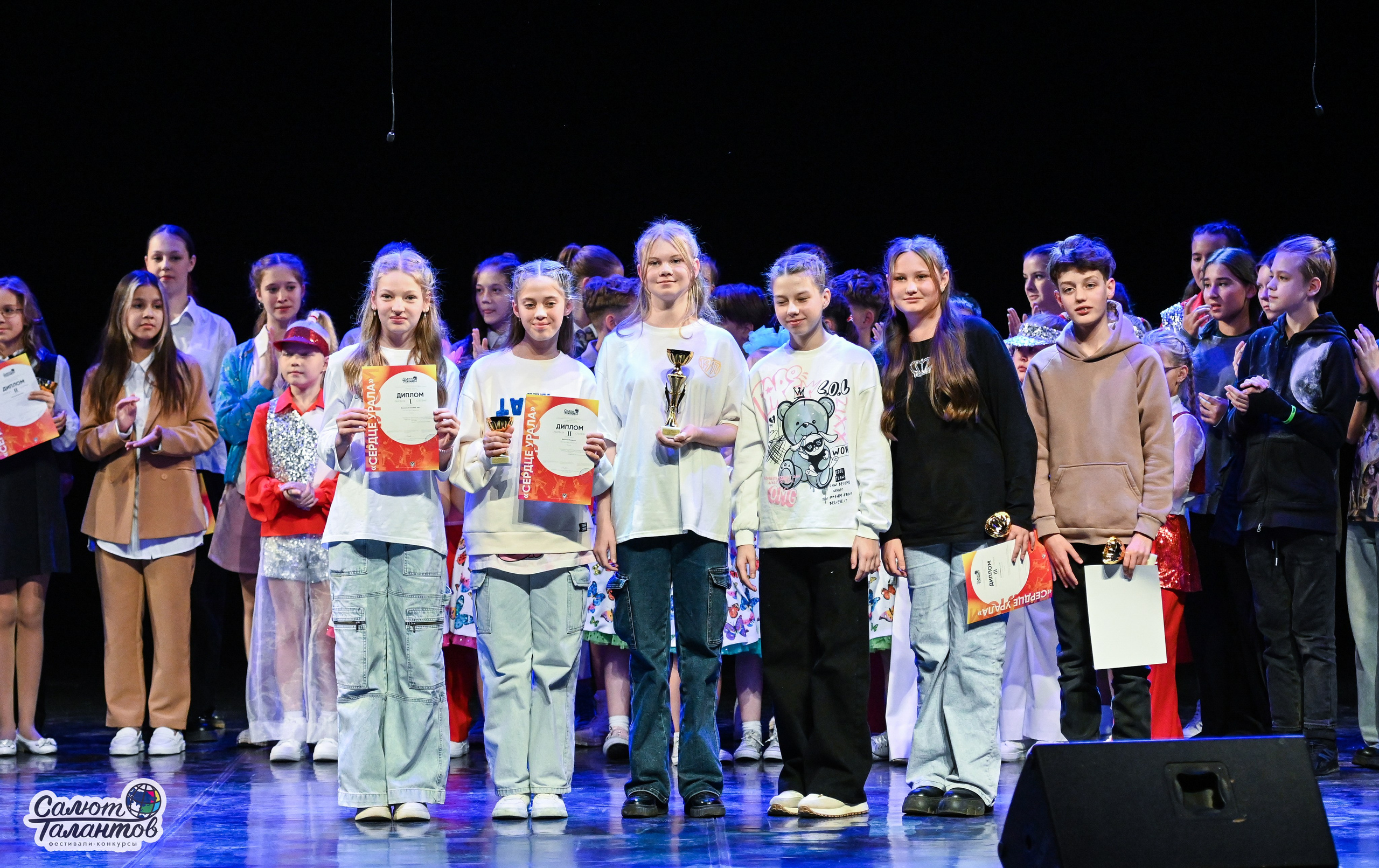 30.10.2024 6-й Международный Творческий Фестиваль-Конкурс «СЕРДЦЕ УРАЛА» г. Екб. Медиастудия Фото Концепт