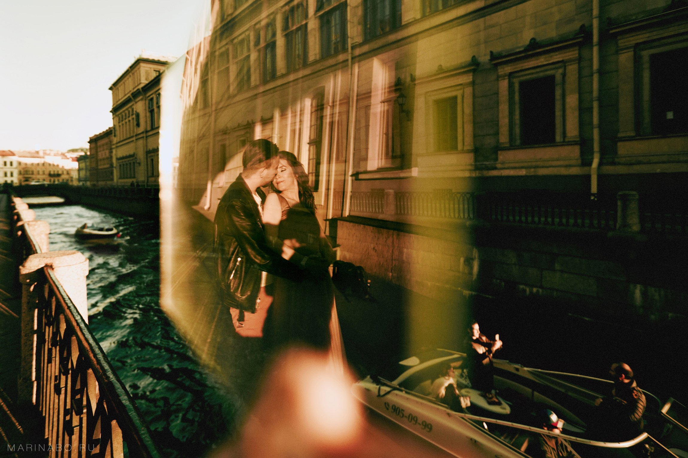 Леша и Оля - прогулочная фотосъемка в Санкт-Петербурге. Семейный Lifestyle фотограф в Санкт-Петербурге Марина Бокшицкая