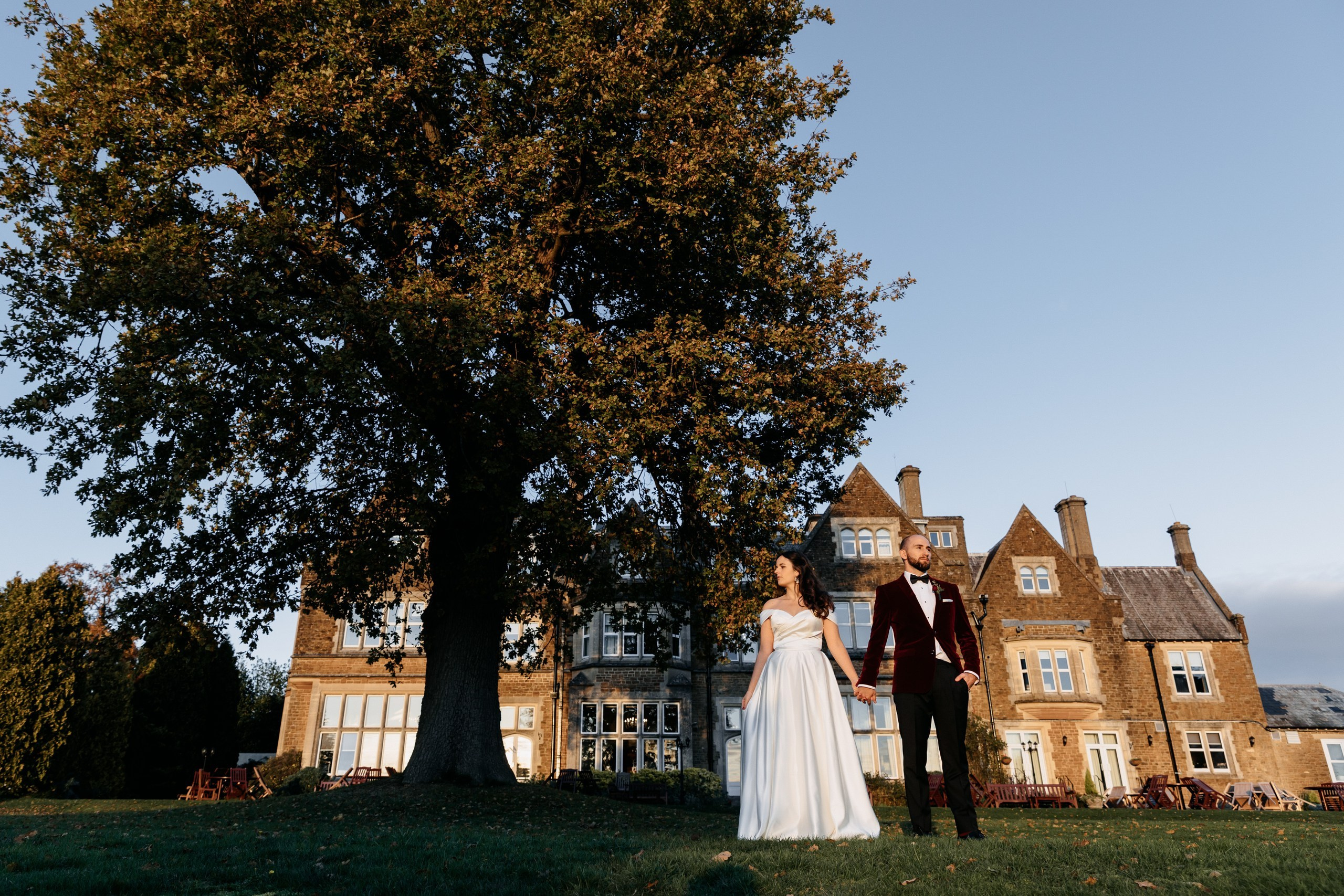 Hartsfield Manor Wedding. Moments Catchers — Wedding Photography & Video Duo in London