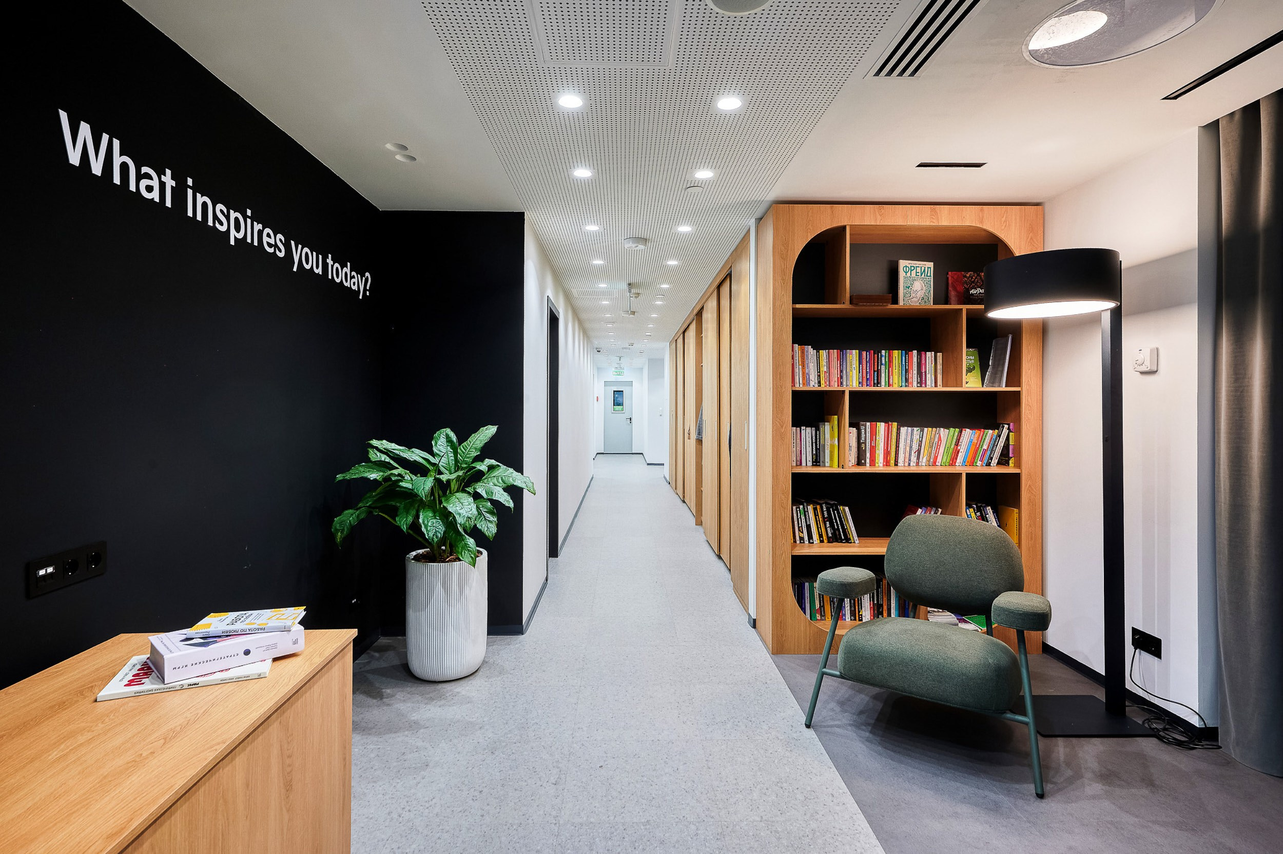 Офисы. Герман Лепёхин коммерческий фотограф в Москве: репортаж, портреты, интерьеры, производство