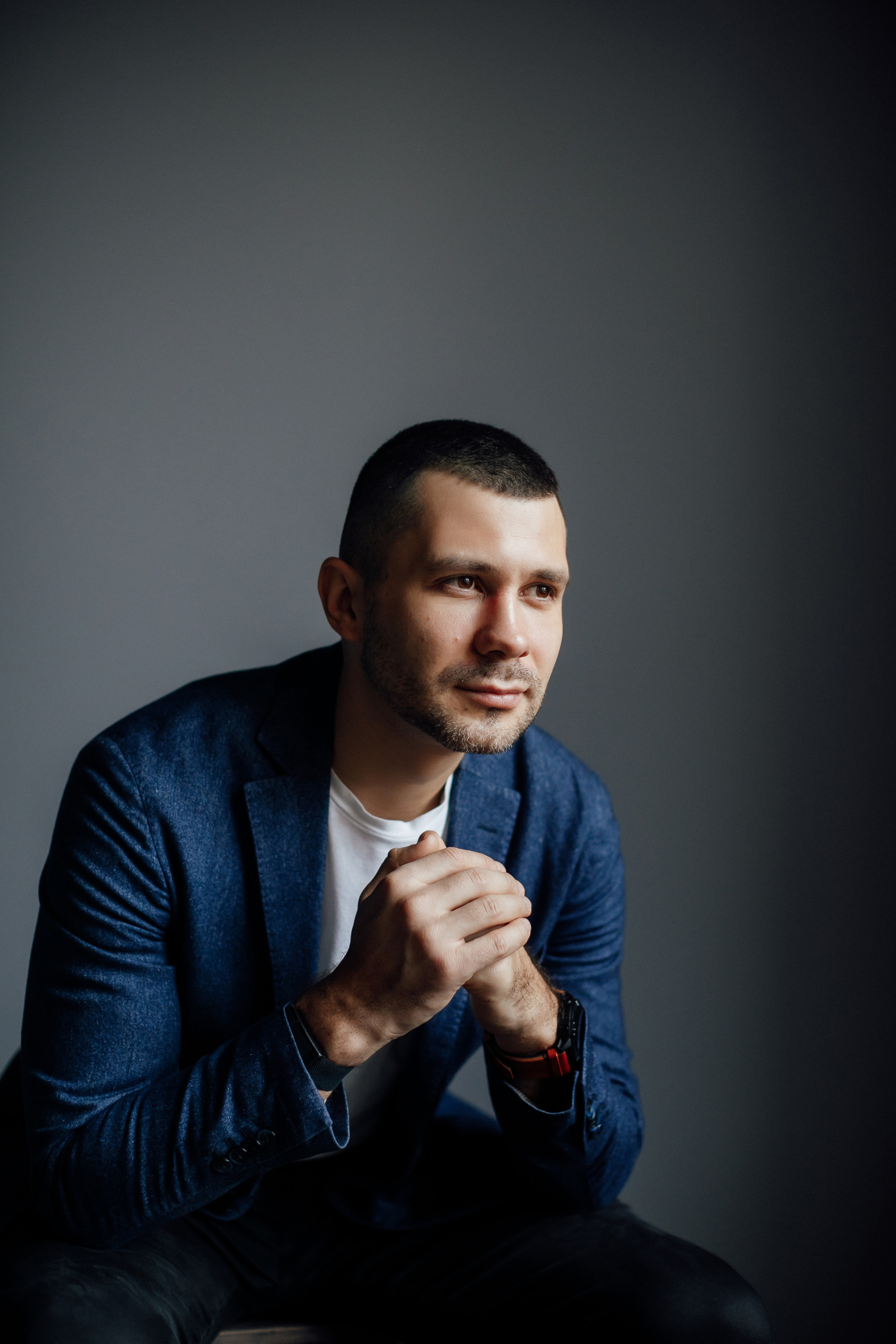 Hybrid.ai. Кристина Москвина. Портретный фотограф