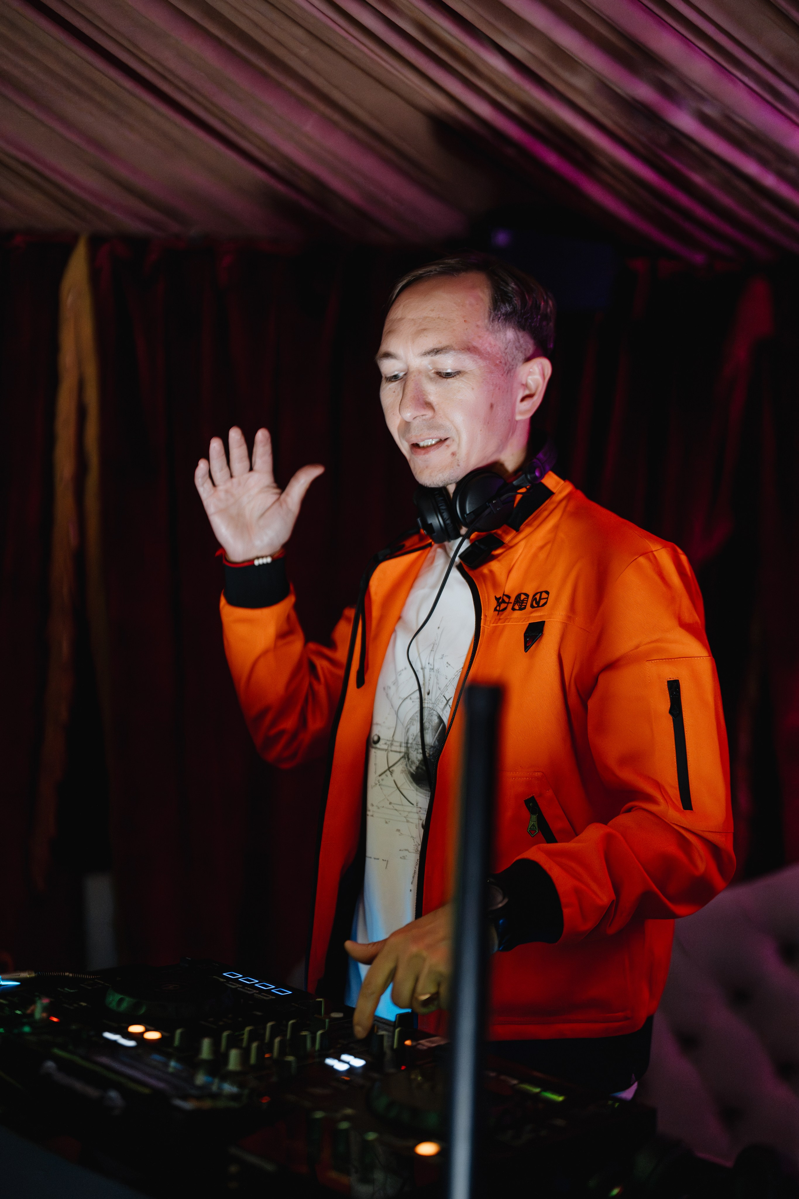 DJ сеты. Фотограф Всеволод Емелин