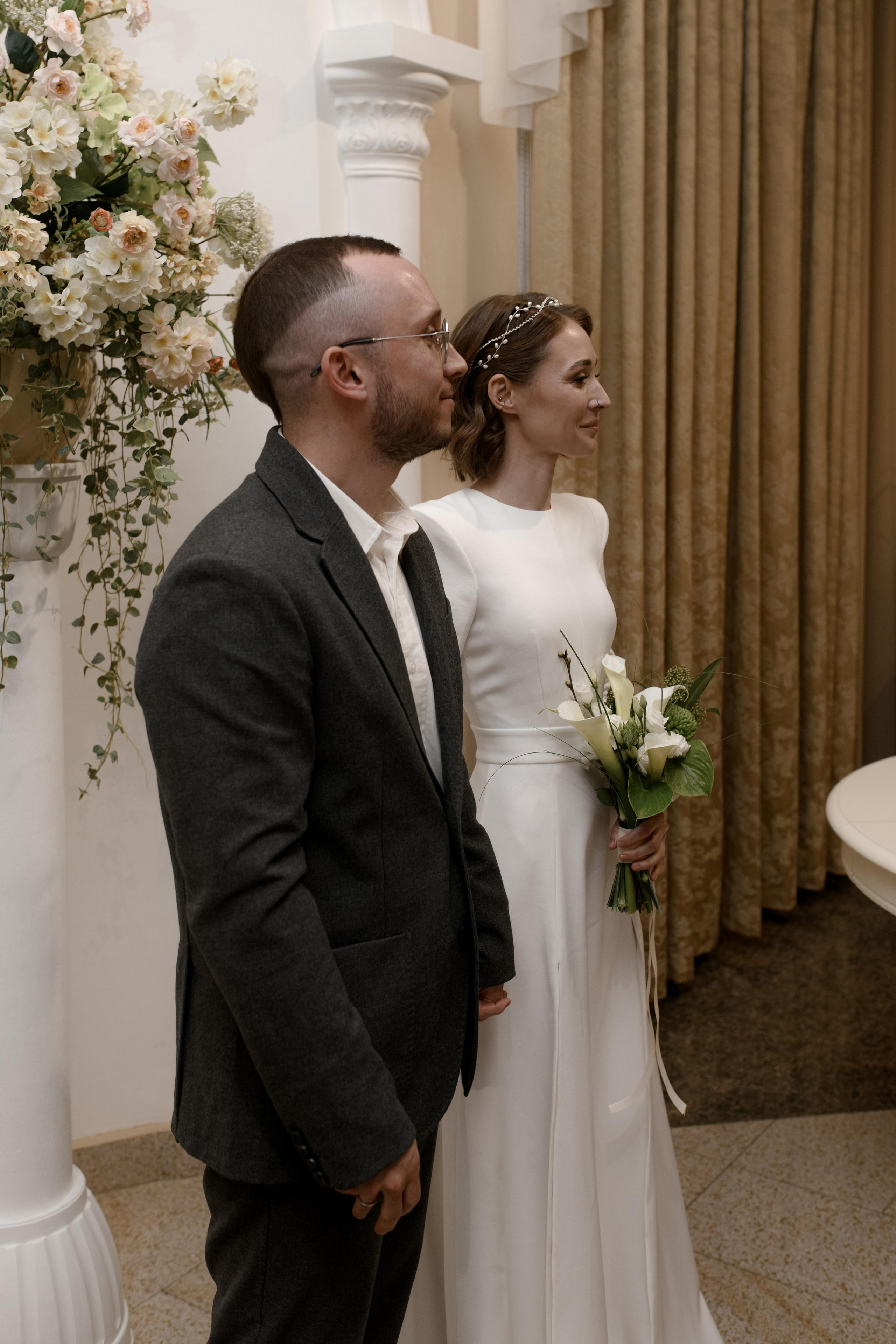 Регистрация Анастасии и Никиты — Краеведческий музей. Свадебный фотограф Екатеринбург/Челябинск — Любовь Волохова