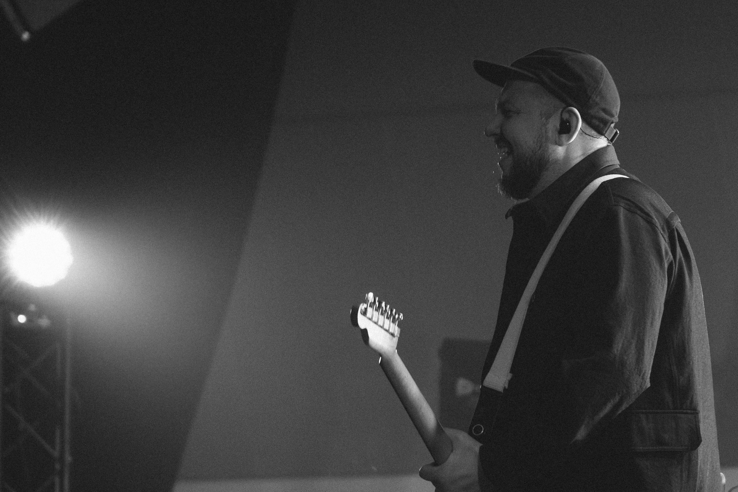 Сергей Бобунец в Красноярске 18.03.26. Фотограф Красноярск съемки лавстори, фотосессия в студии, портретная съемка, творческие фотосессии