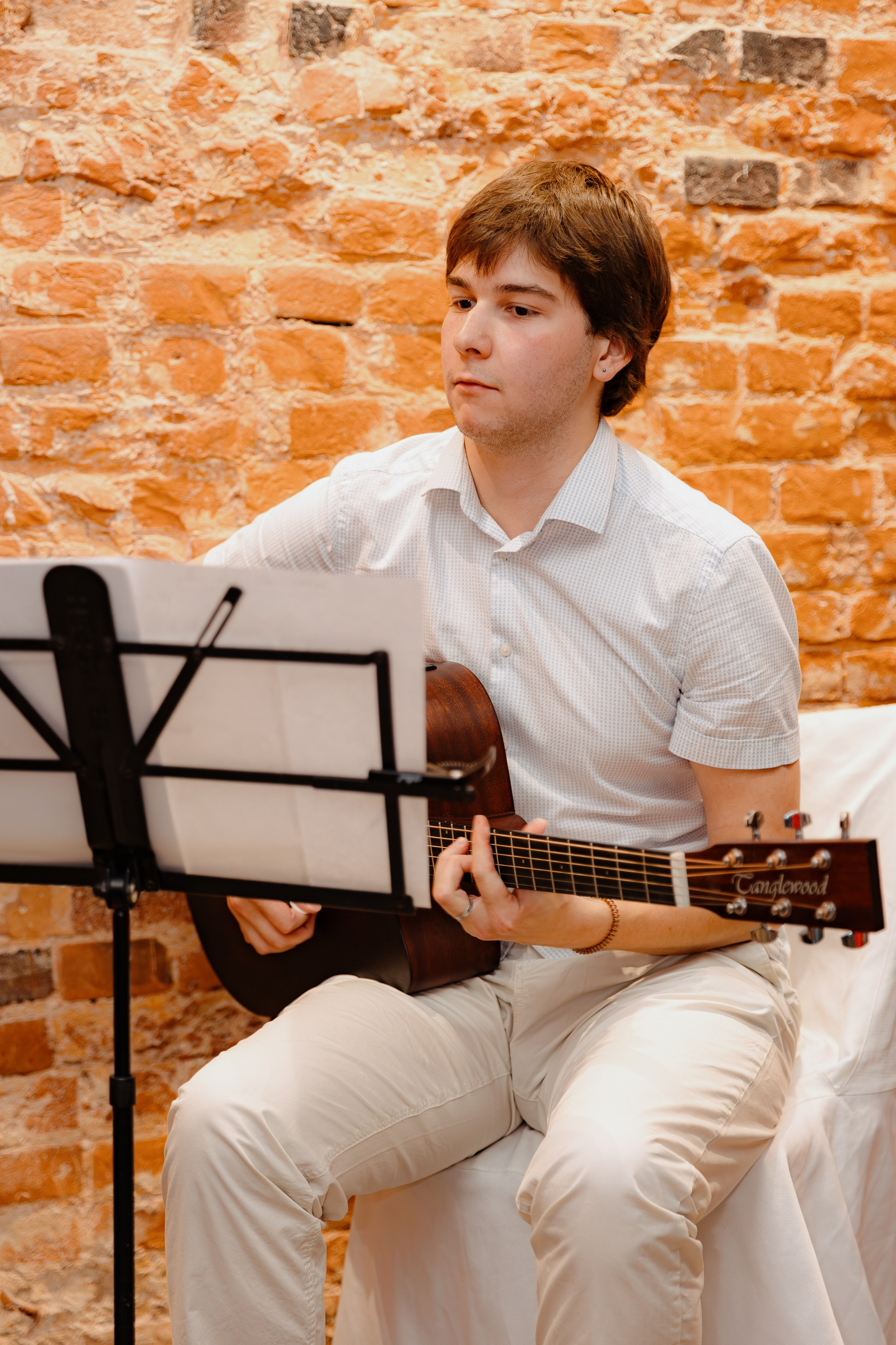 Презентация книги. Свадебный и репортажный фотограф Киров | Вадим Карпук