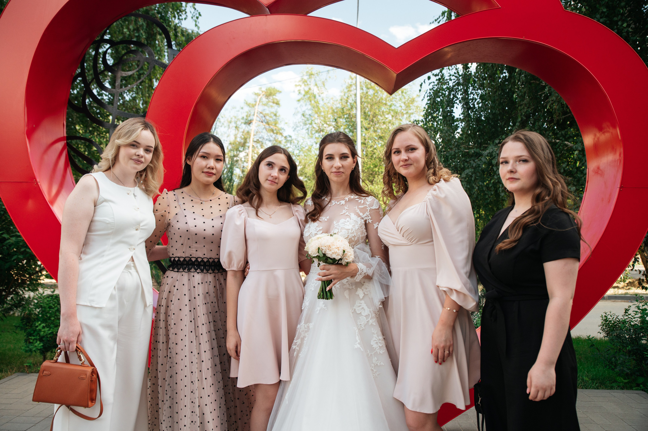 Анонс 03-08-24. Свадебный и travel фотограф в Волгограде, Сочи, Домбае, Европе