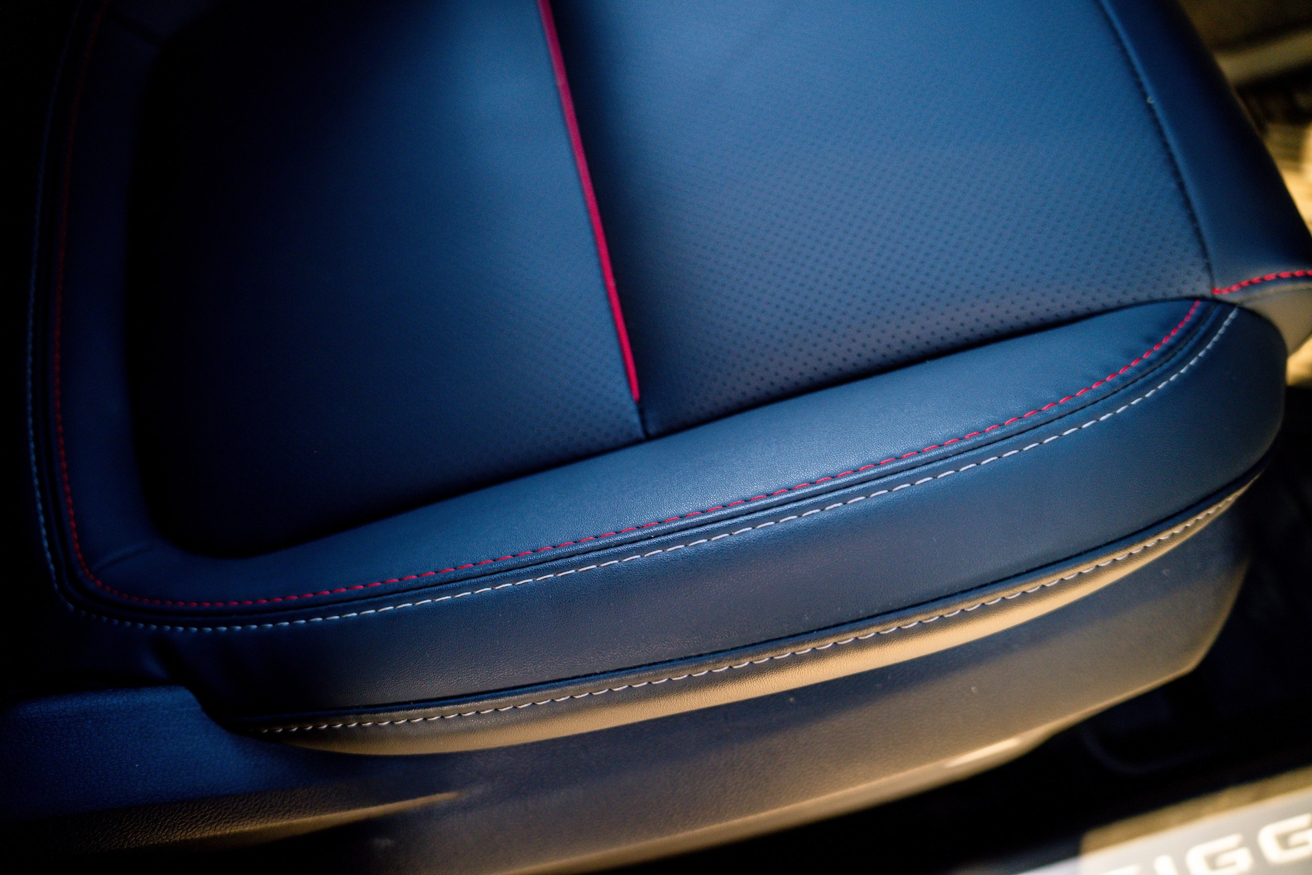 Авто. Видеограф Алексей Жарков