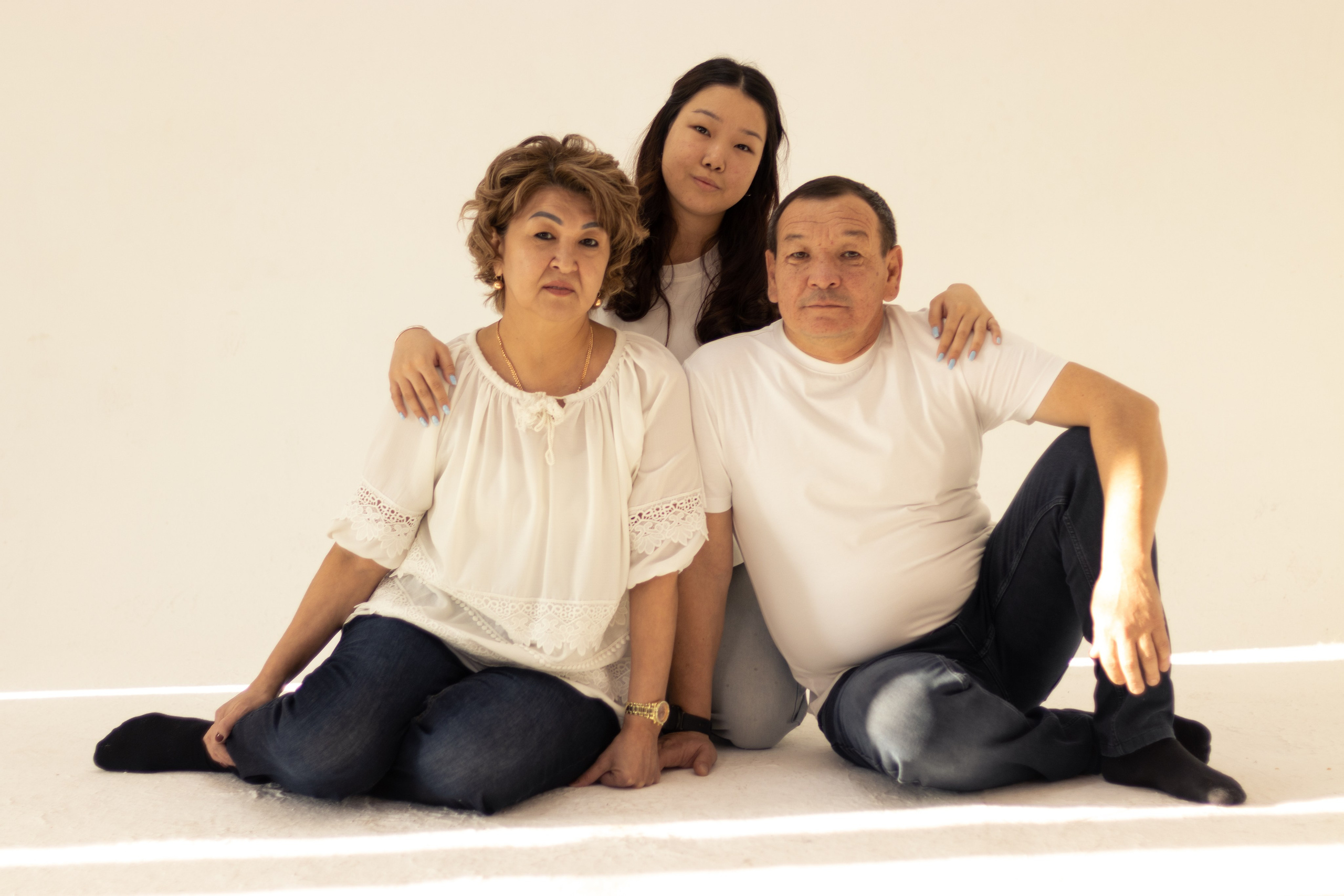 Студийная фотосессия. Фотограф в Астане, индивидуальная, семейная, домашняя фотосессия