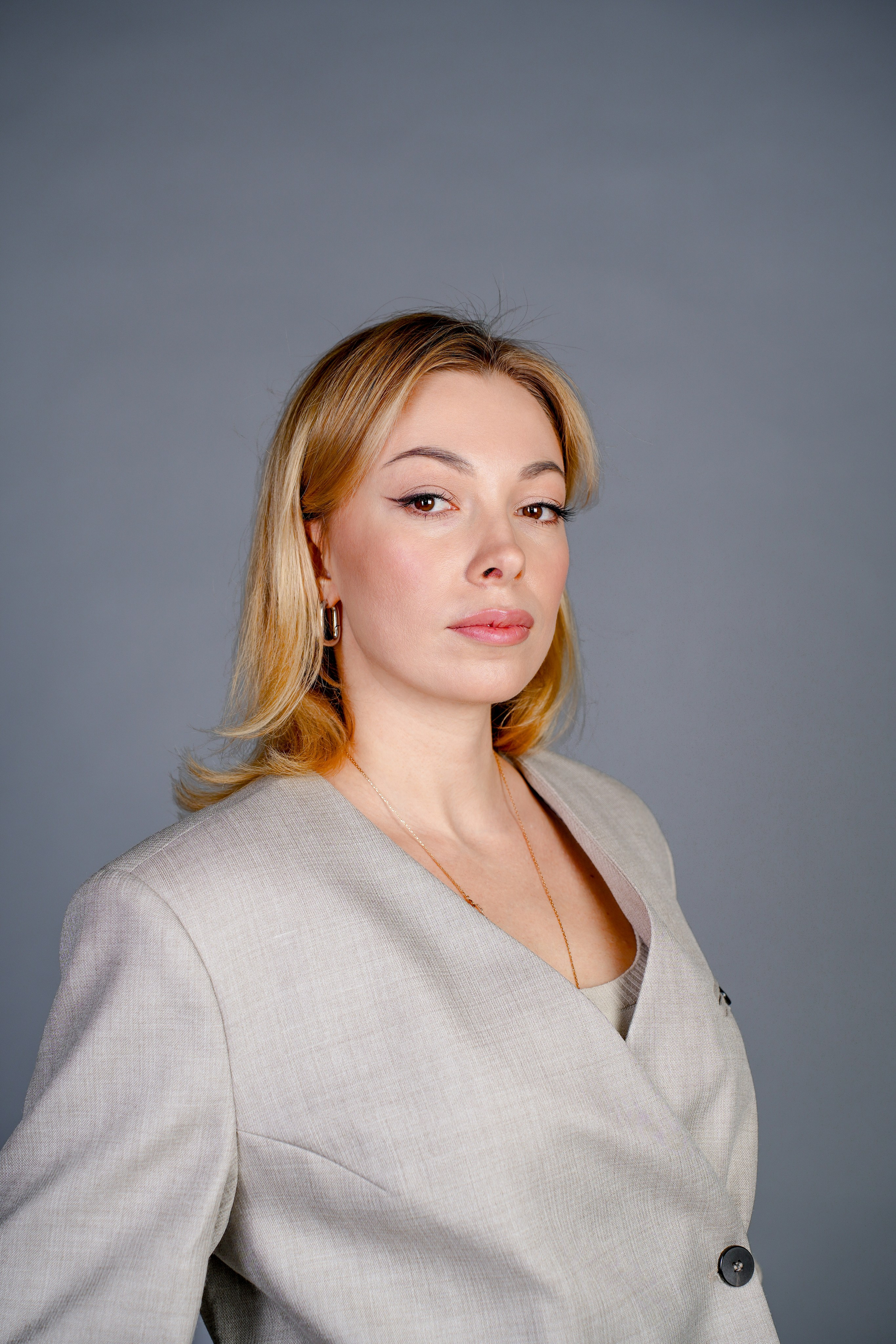 Портреты в студии. Фотограф Элина Задорожная