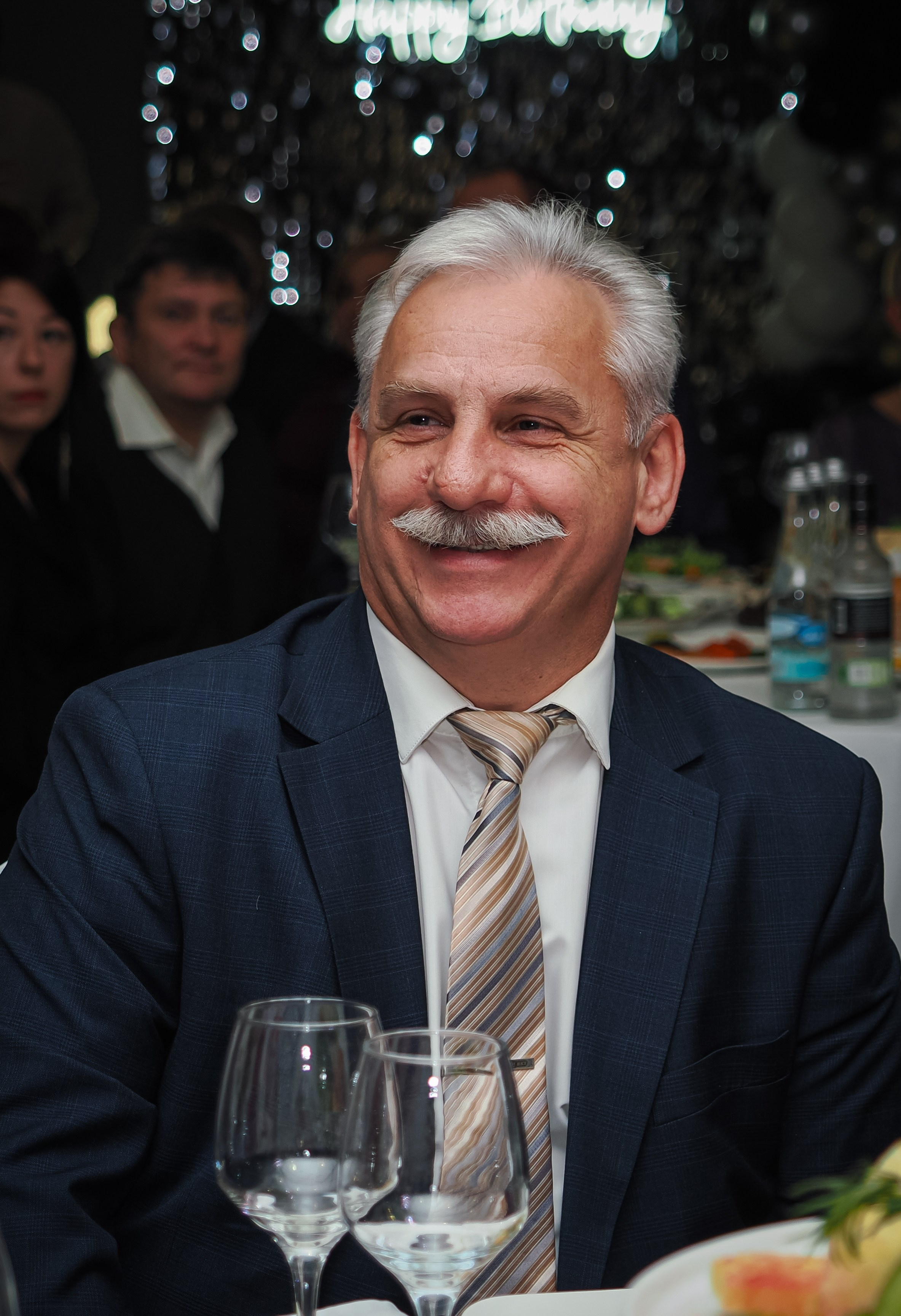 Юбилей (р. Monet). Репортажный фотограф Алексей Козьмин