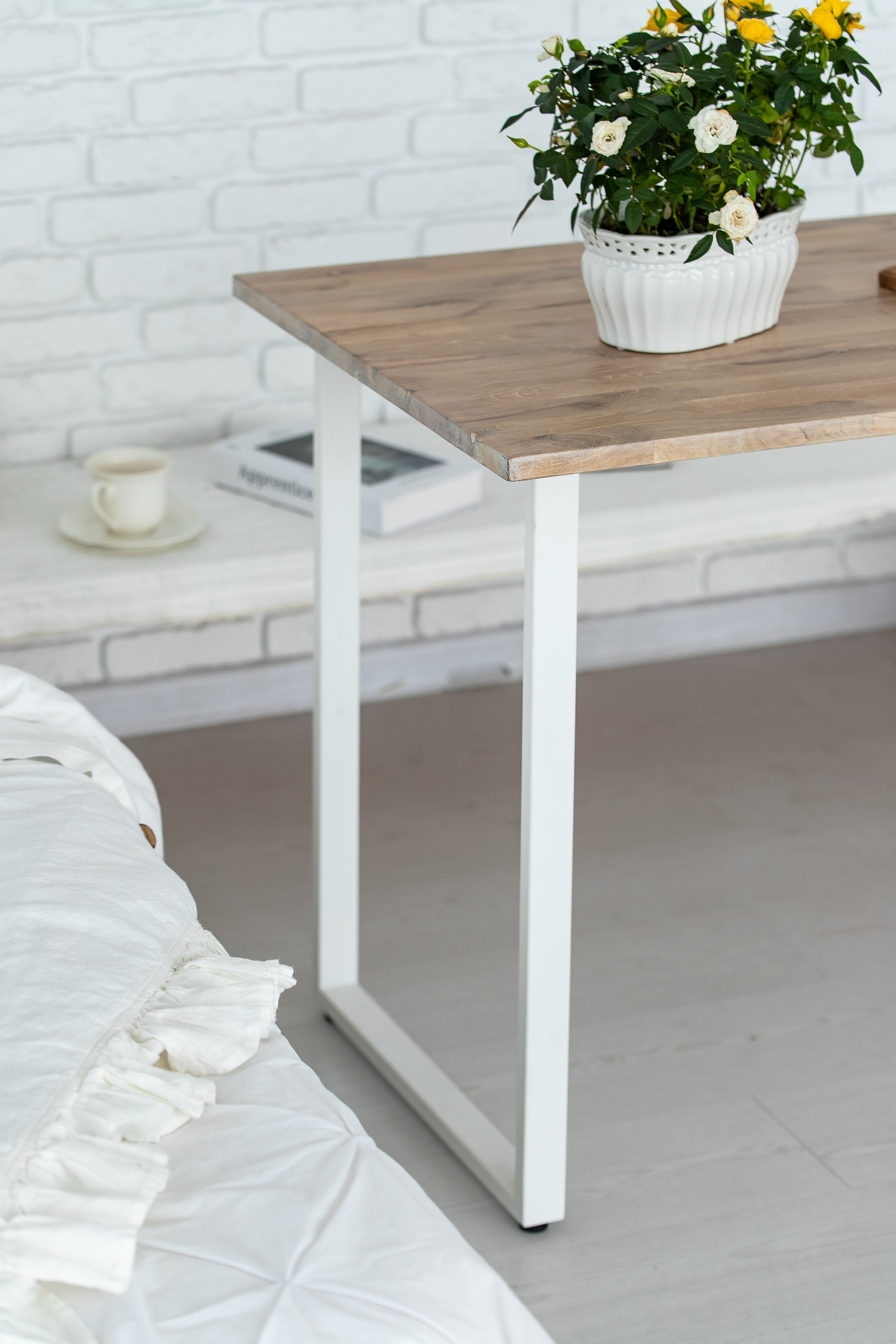 Металлические подстолья. Предметный, контентный и личный фотограф в Минске Смоляр Руслана