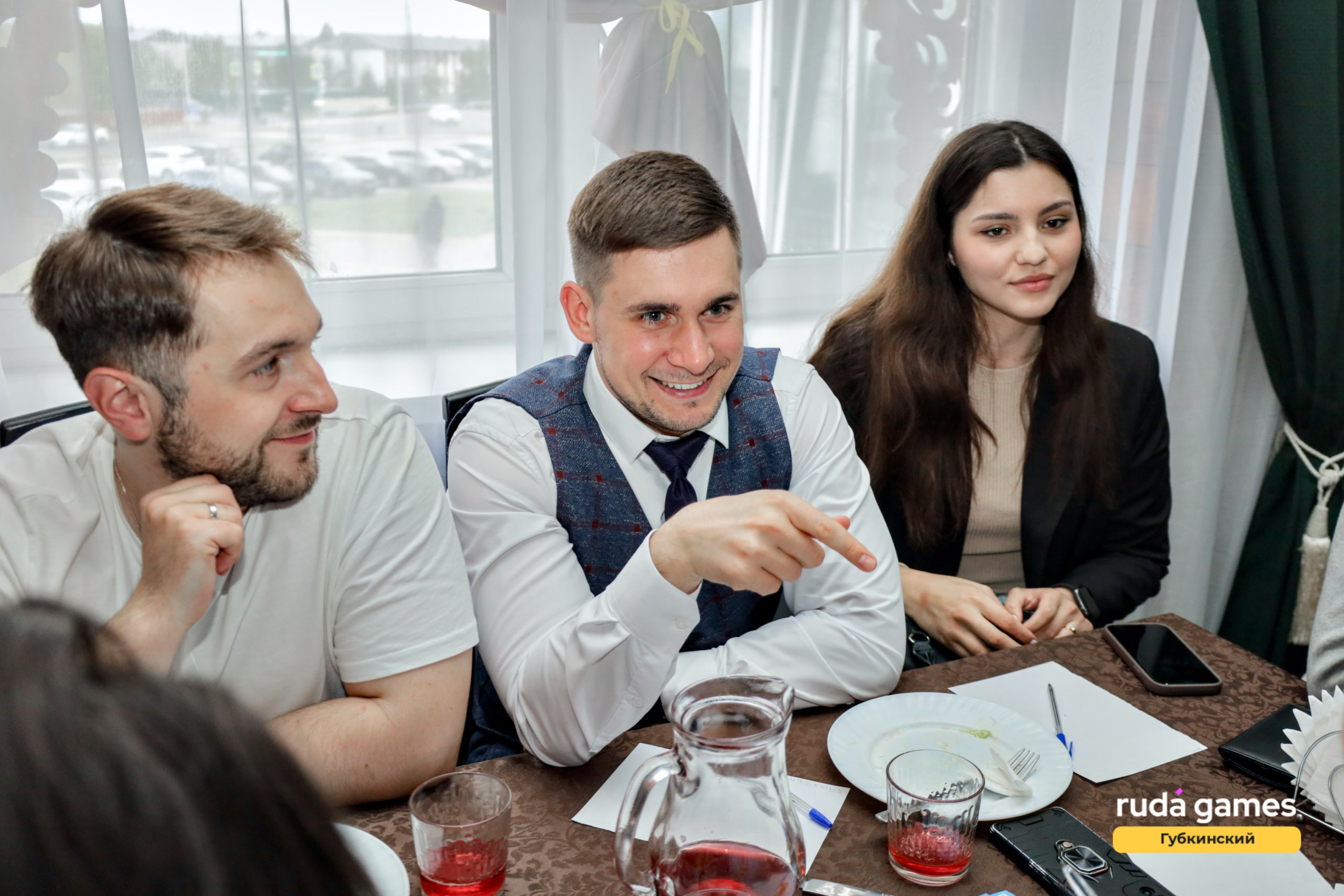 1 сентября. Фотограф в Губкинском | Александра Артамонова