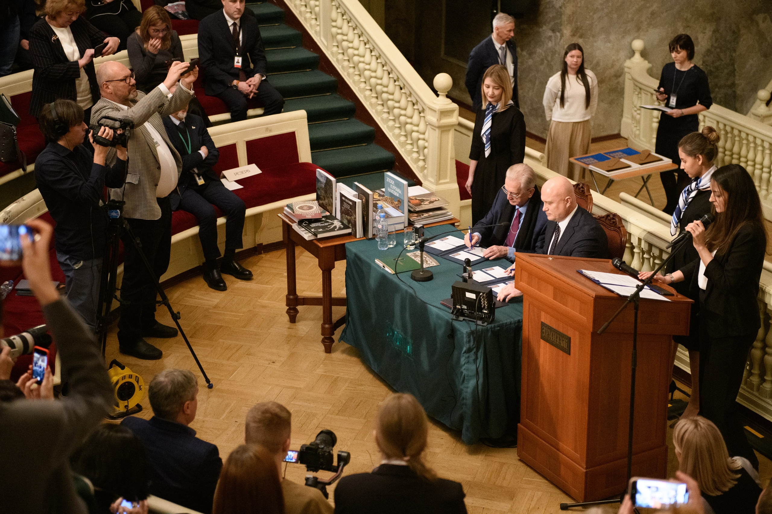 День Эрмитажа. Организация и проведение фотосъемок в Санкт-Петербурге. Фотограф Смирягин Илья