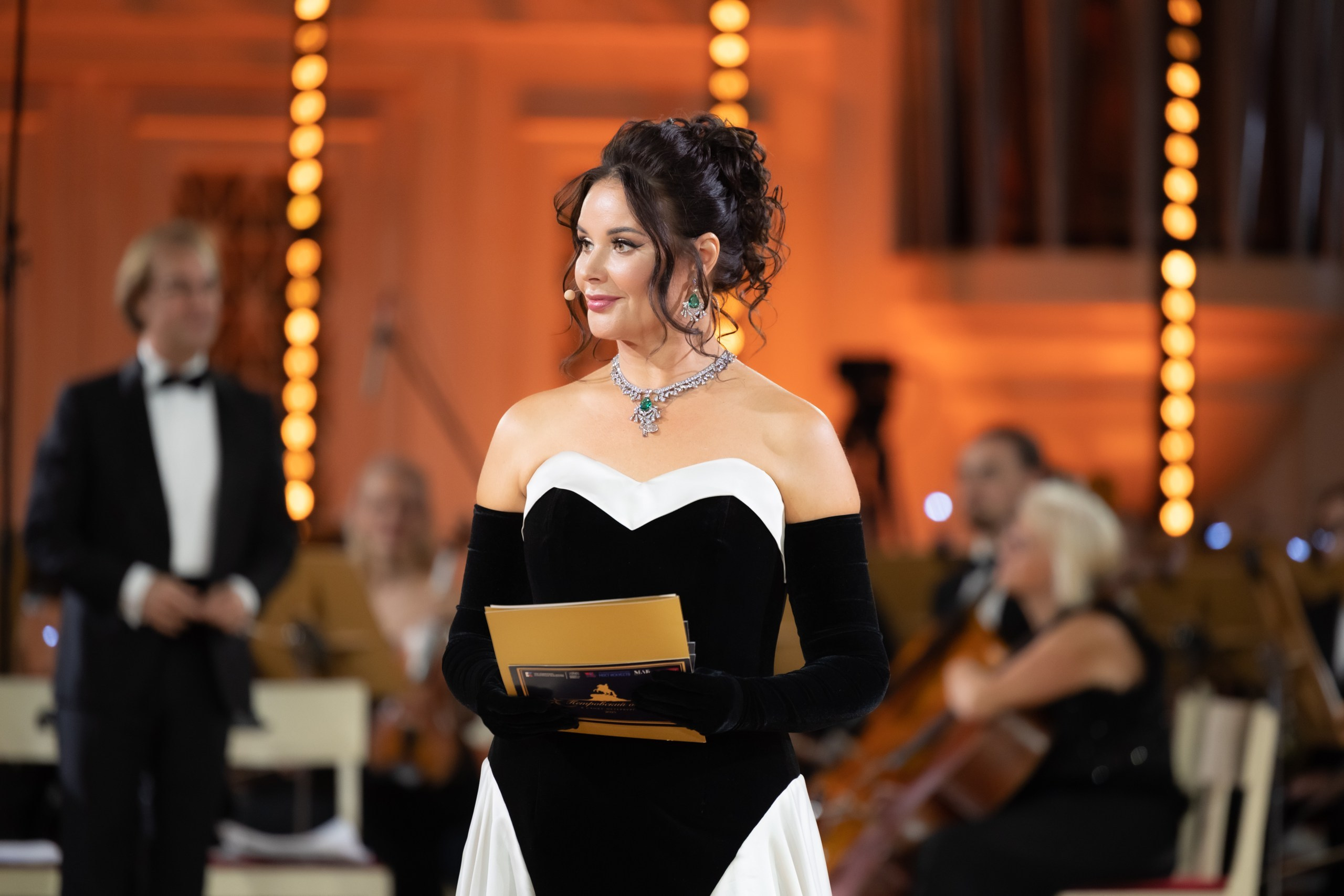 III Петровский оперный бал. Портретный фотограф в СПб Ирина Маринина