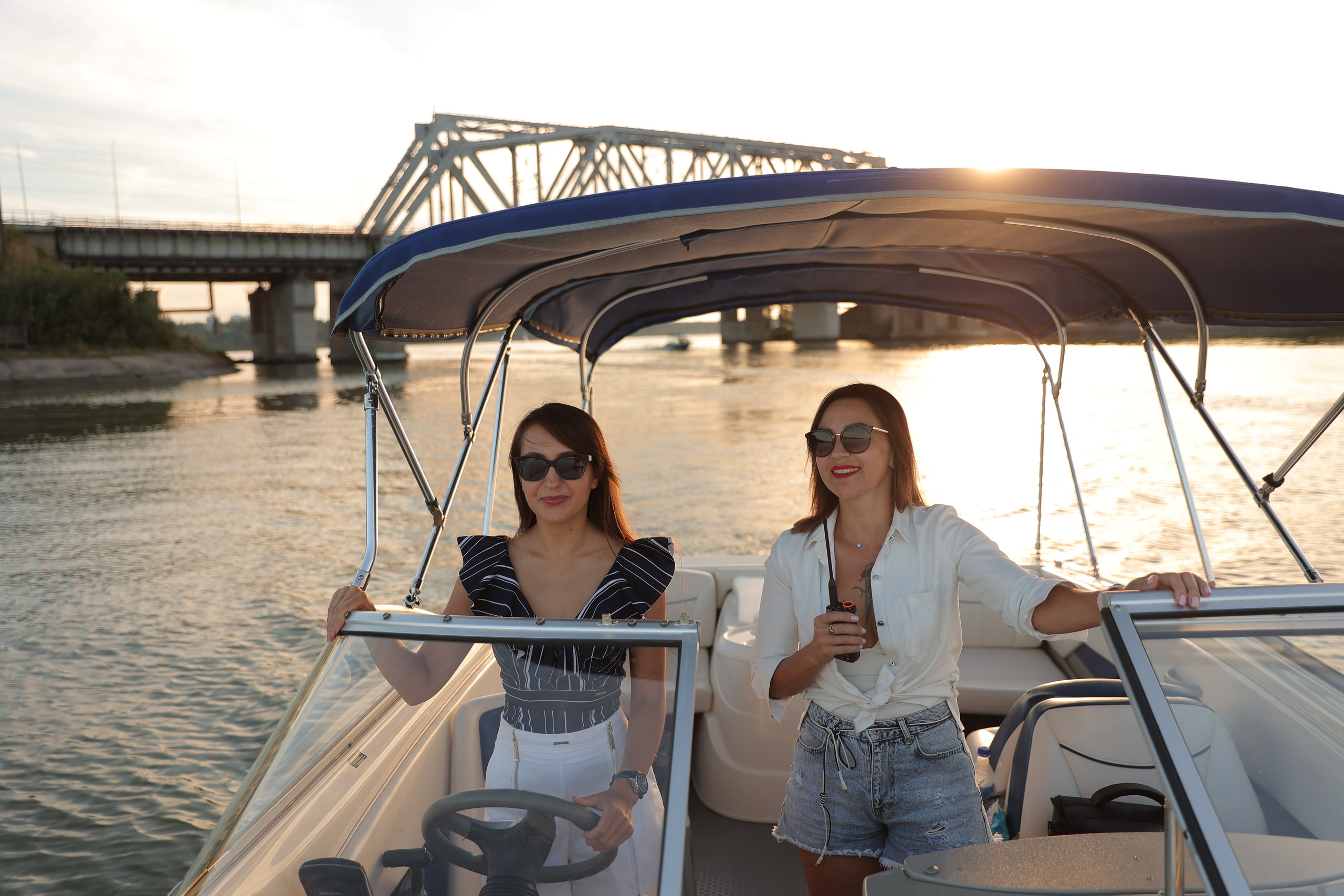 Прогулка на катере август 2024. Фотограф Алина Ионычева в Новосибирске