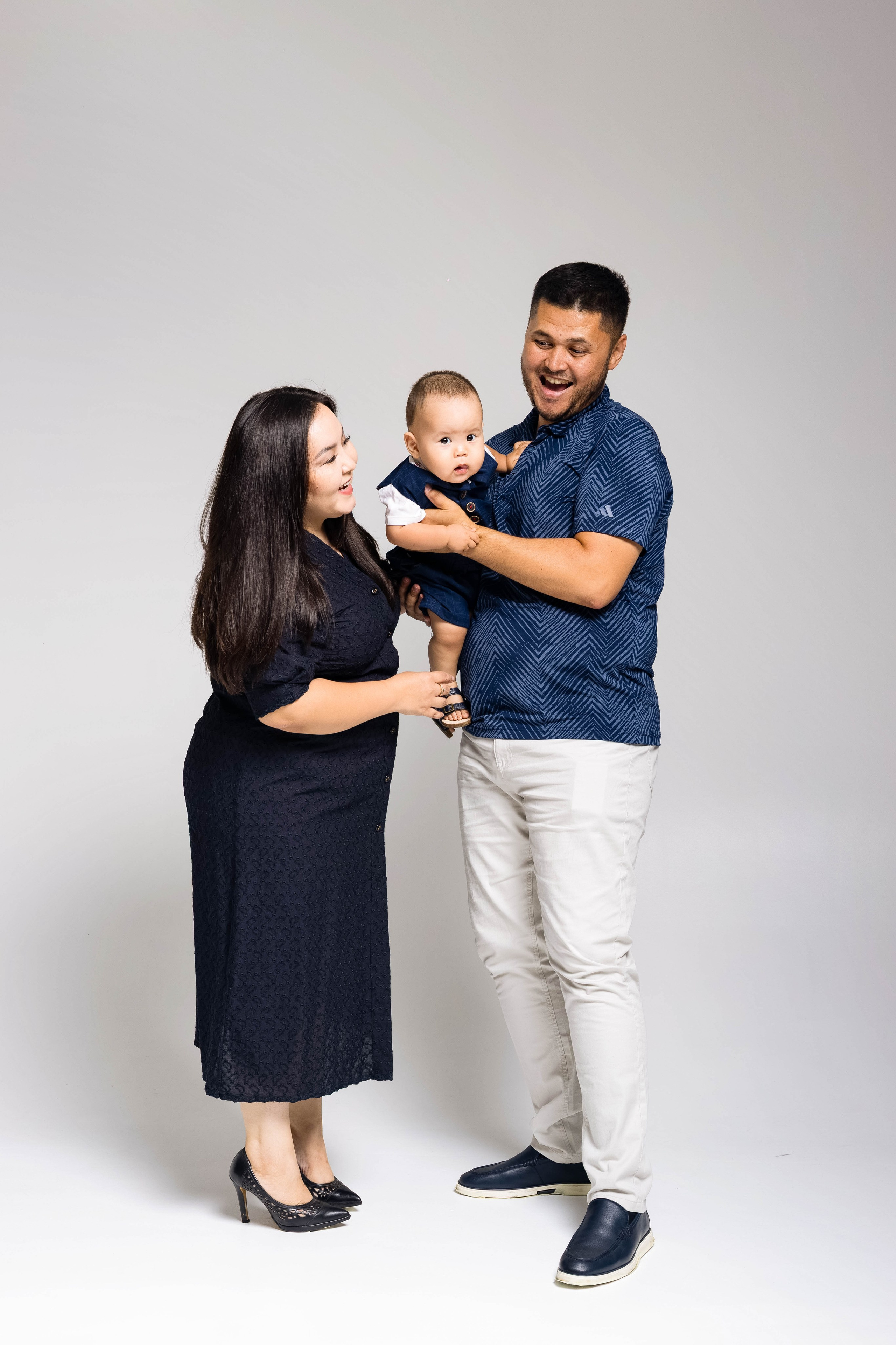 Детская семейная фотосессия в Алматы — профессиональный детский фотограф. Фотограф Алматы