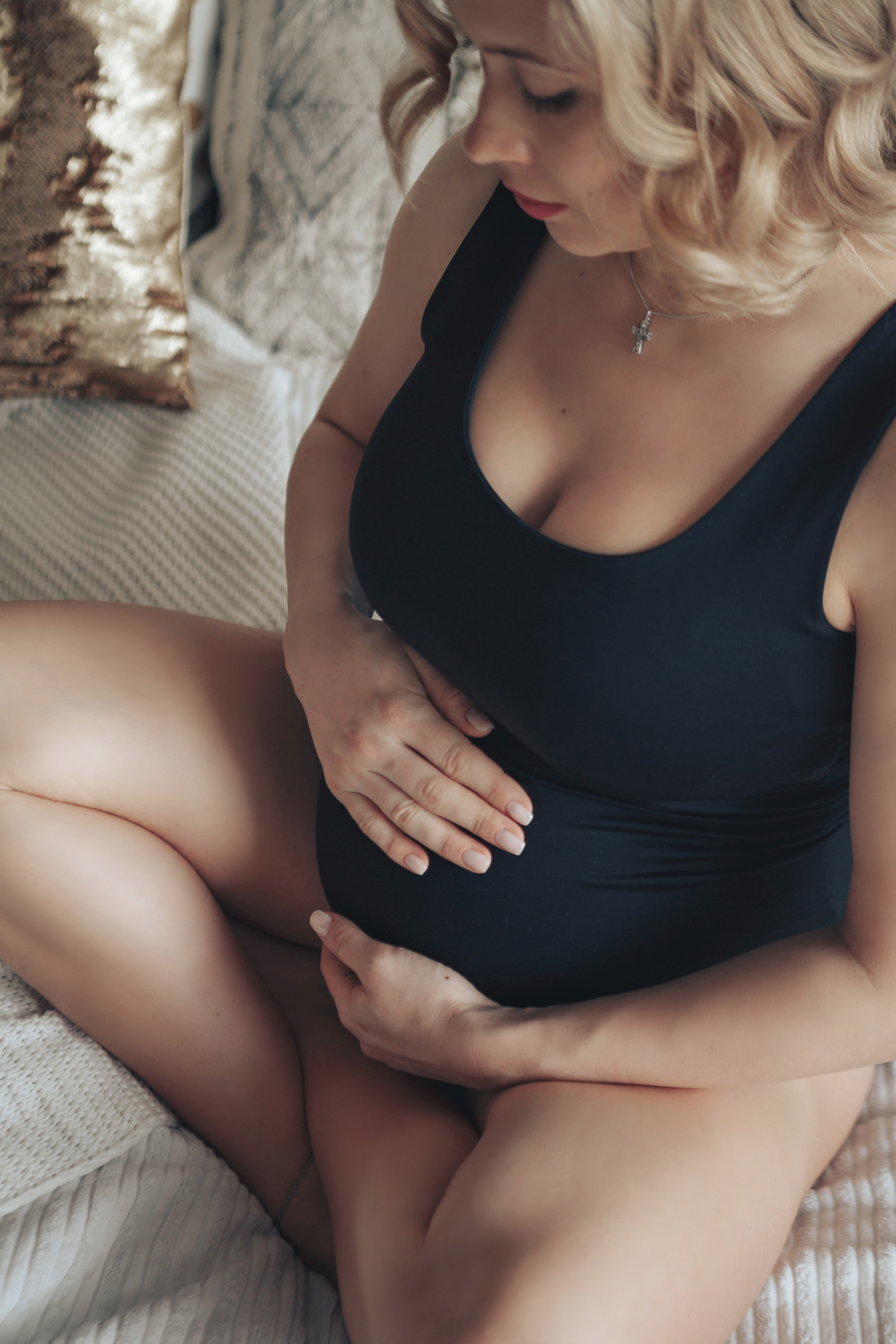 Фотосессия беременности в студии Екатеринбург. Фотограф Виктория Темирова Екатеринбург