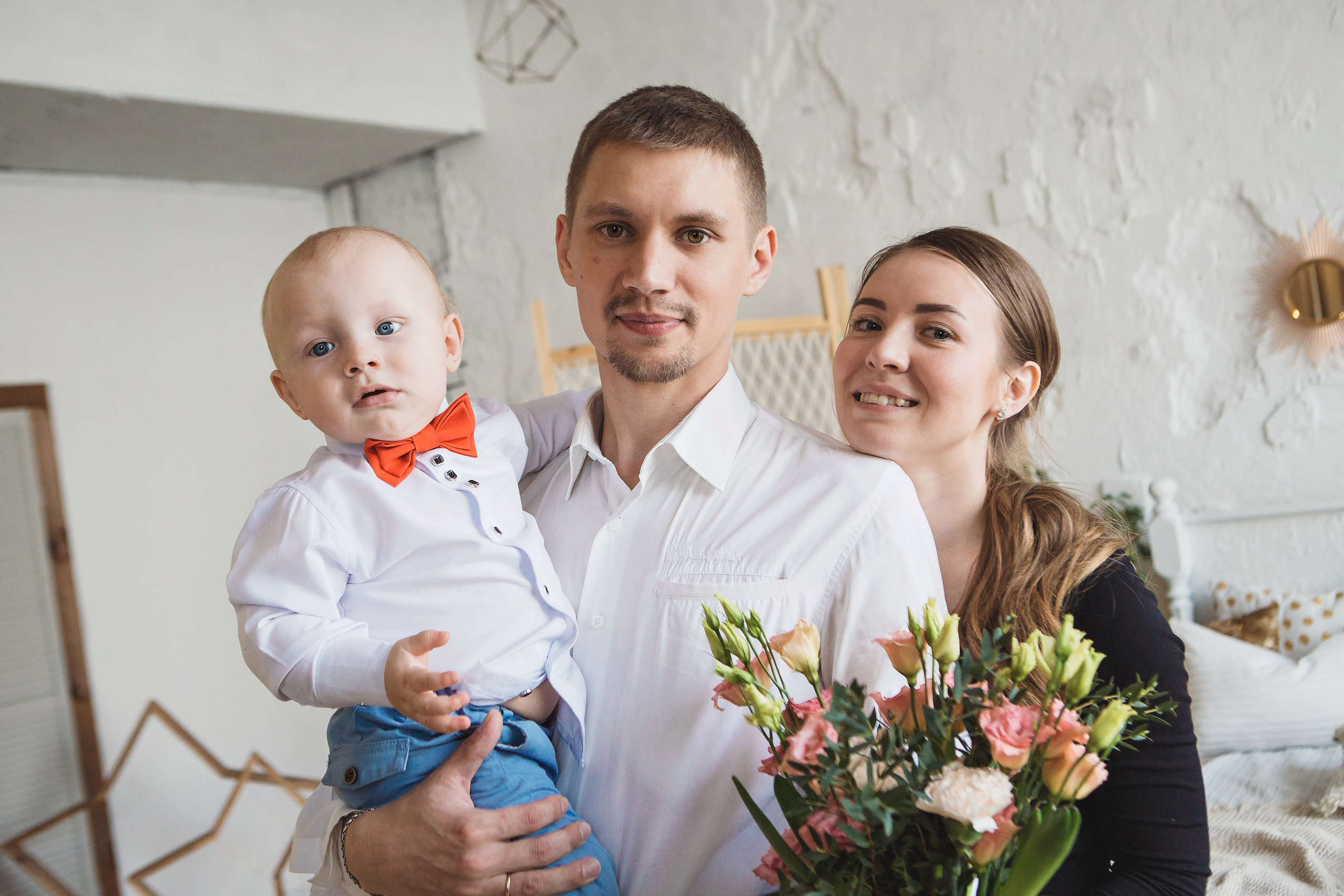 Детская фотосессия на день рождения один годик в фотостудии Лайтрум Ек. Фотограф Виктория Темирова Екатеринбург