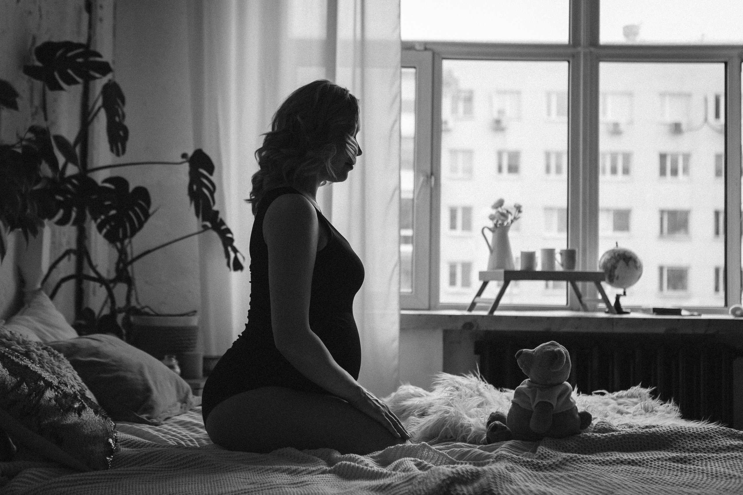 Фотосессия беременности в студии Екатеринбург. Фотограф Виктория Темирова Екатеринбург