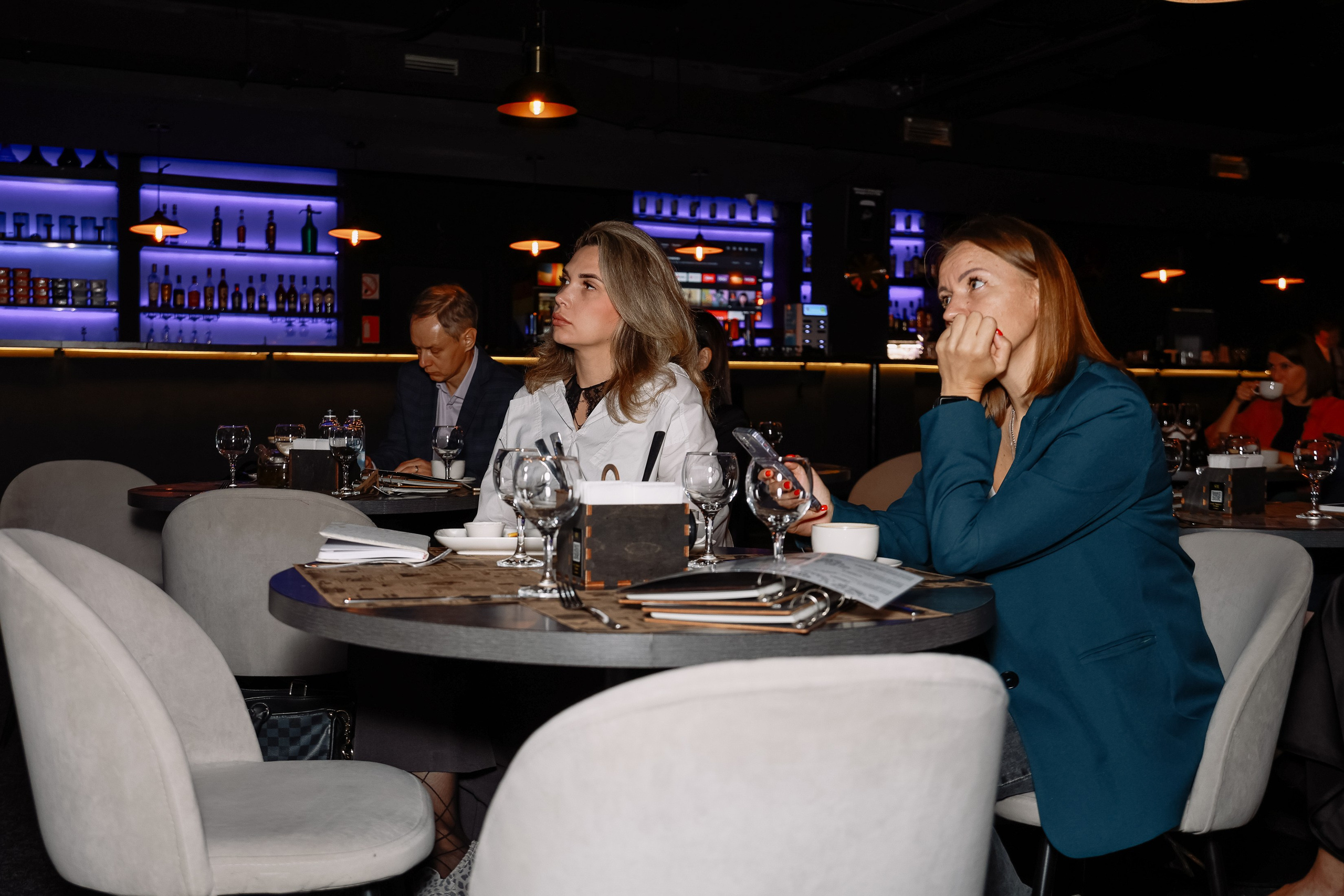 Красивый бизнес в Tomson. Фотограф Юлия Мальцева