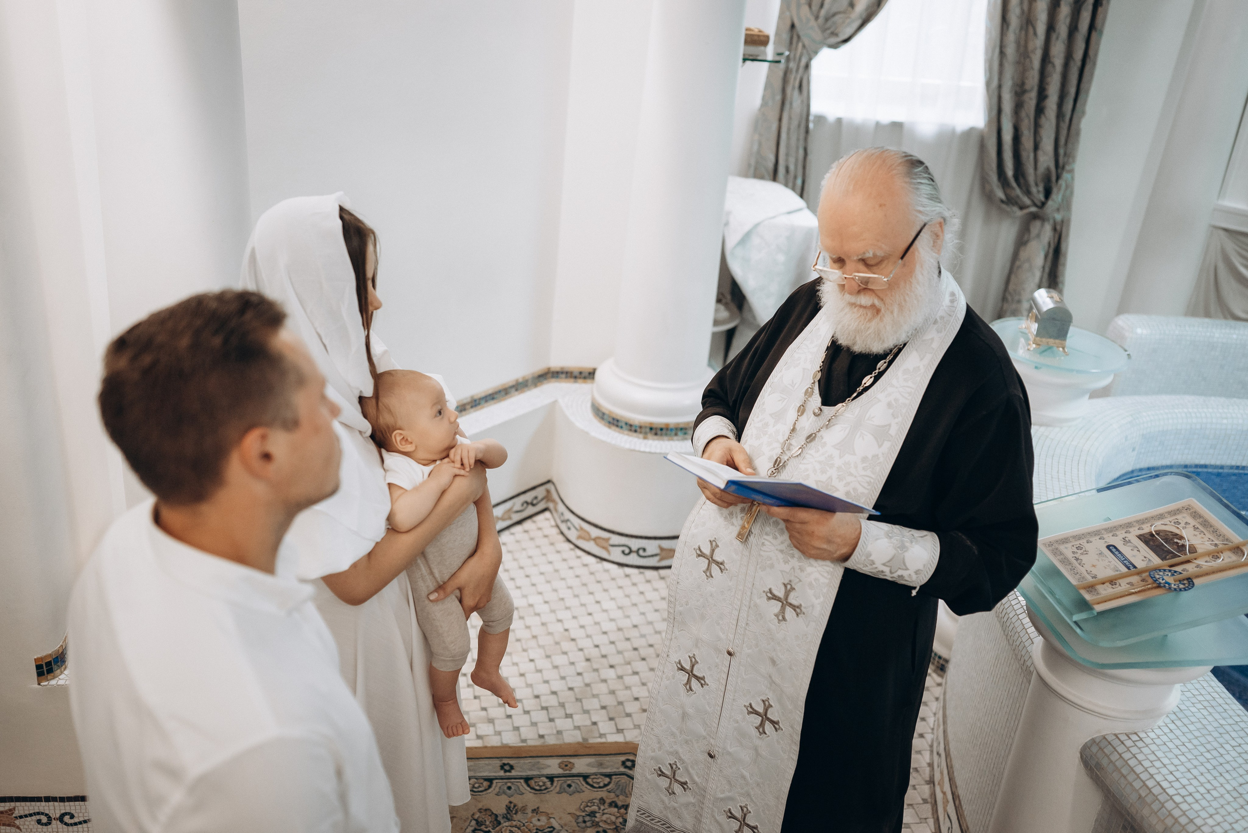 Крещение Даниэля. Семейный фотограф в Минске Дарья Дреко