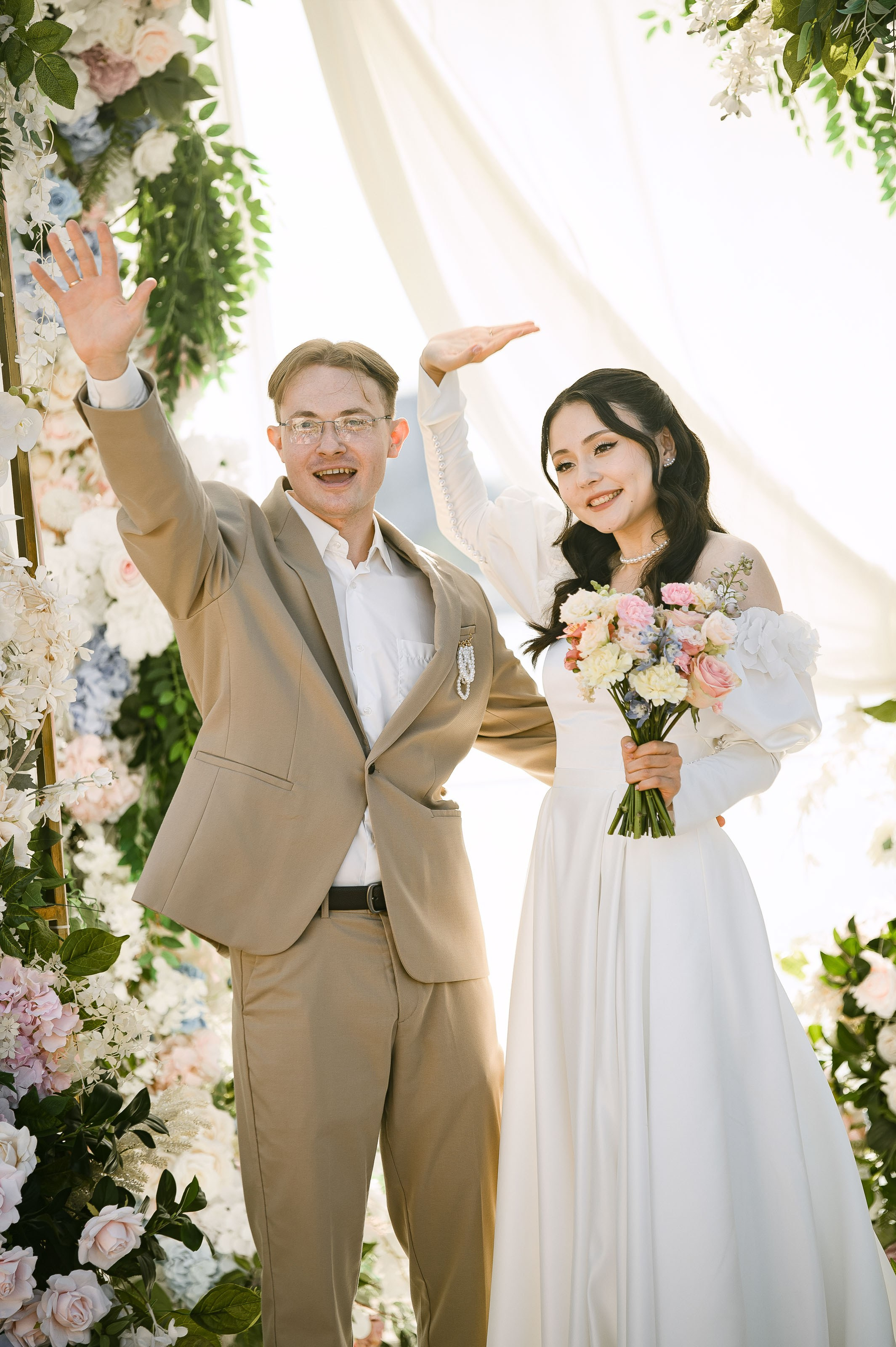 Одним солнечным днем на берегу реки. Евгений Нисковских — свадебный и репортажный фотограф в Тюмени