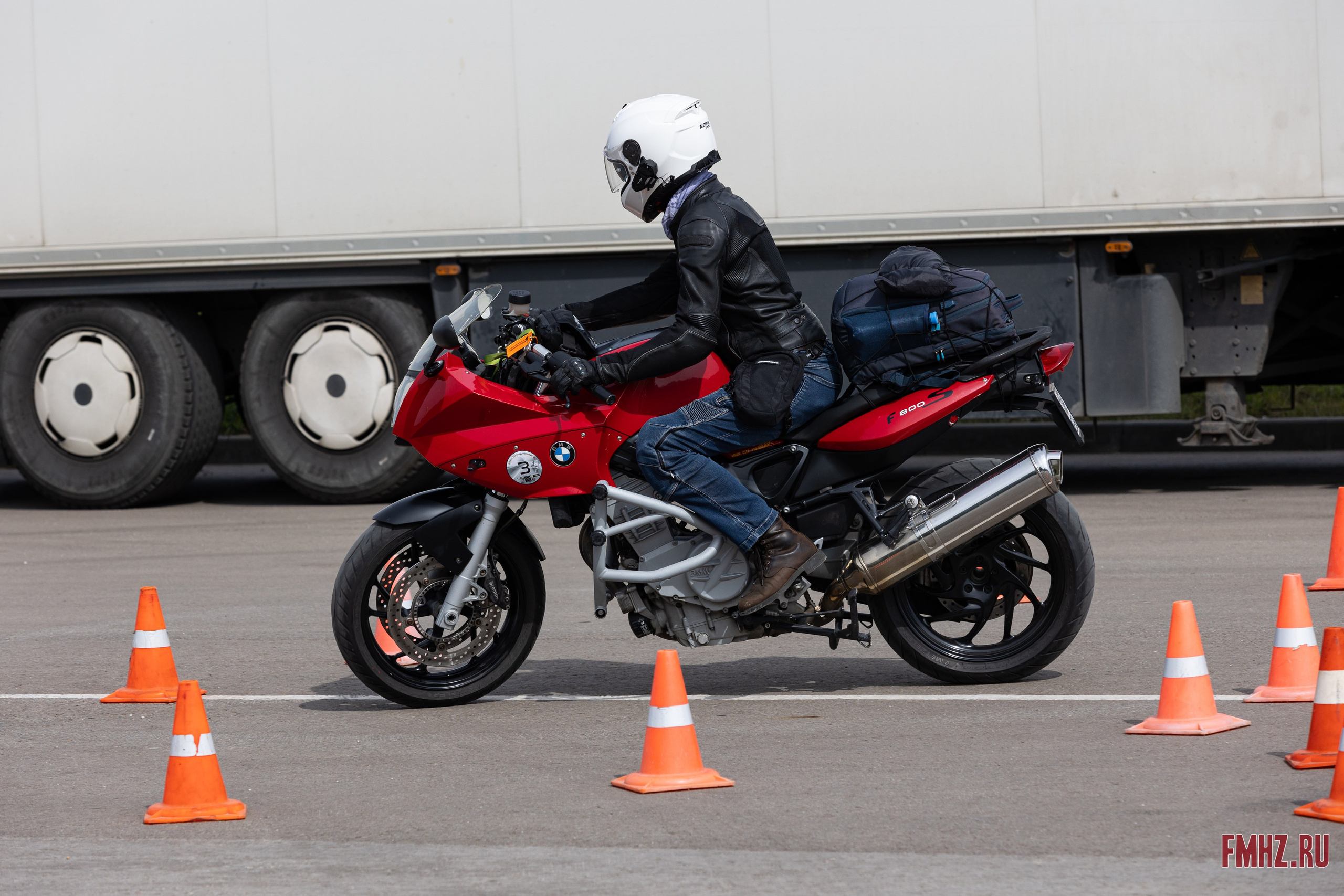 Мотоцунами. Фотограф Ольга Гирусова «Пантерочка» Москва