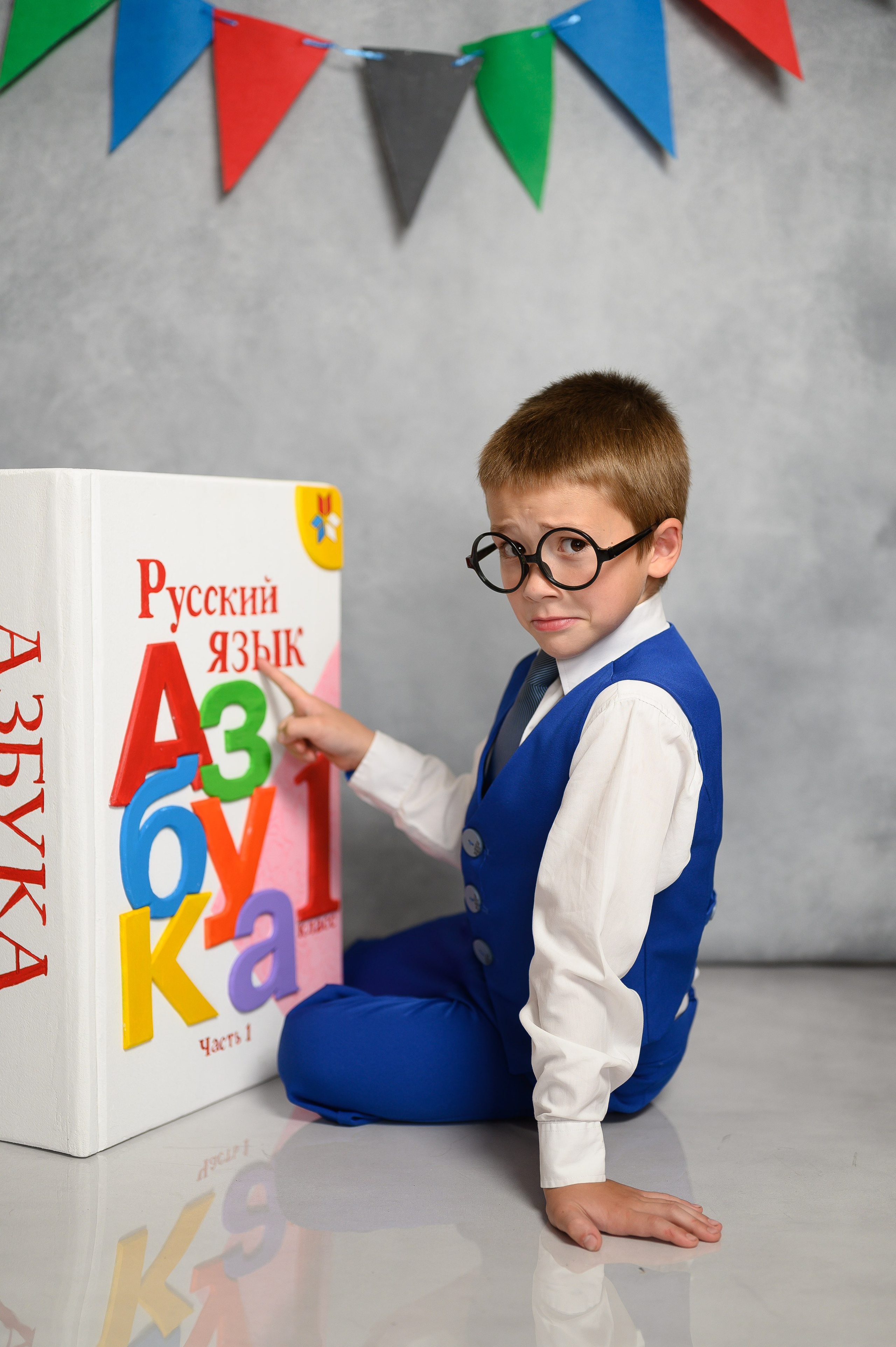 Школьные фотосессии. Школьный и детский фотограф в Новосибирской области