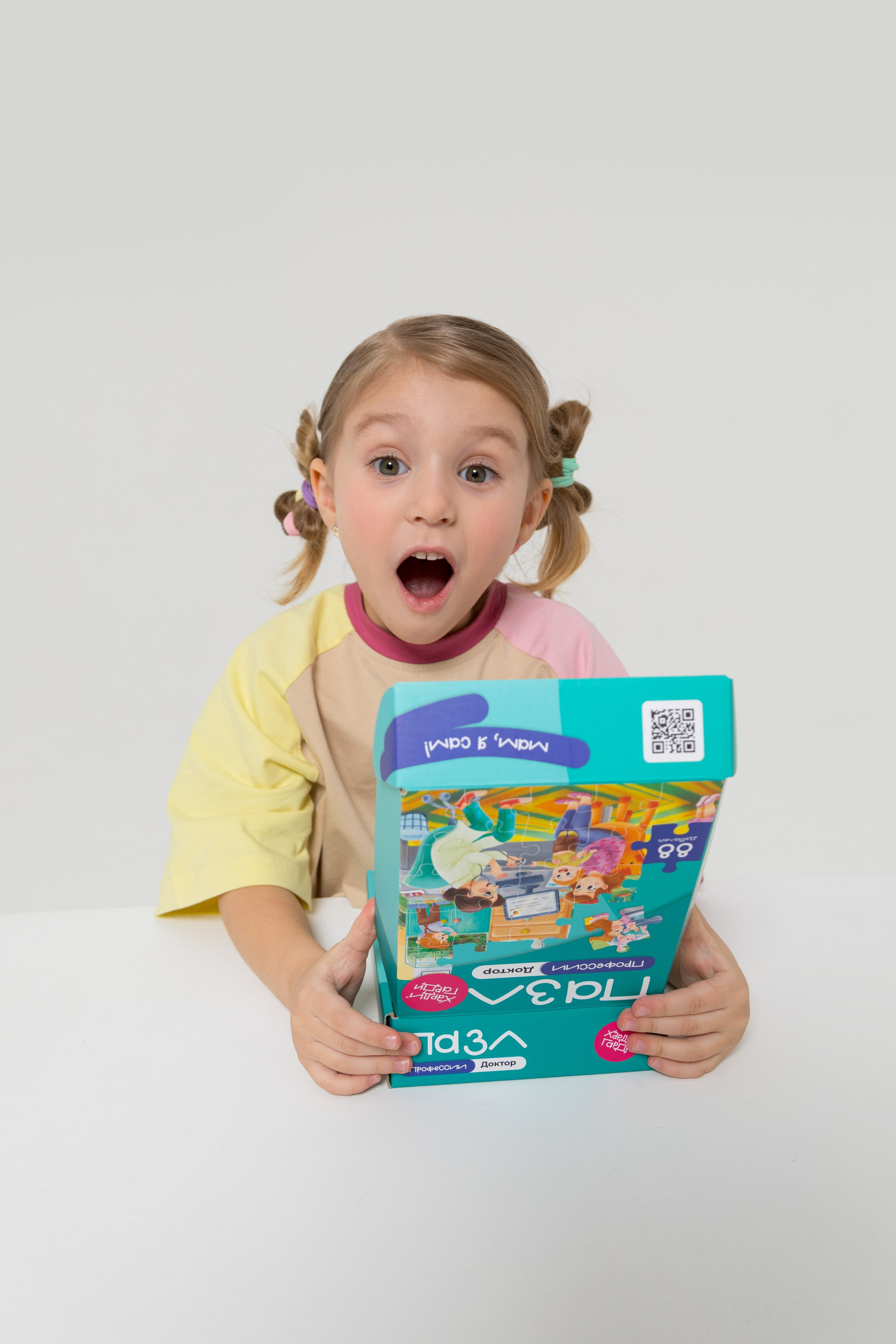 Имиджевая и каталожная съёмка для бренда детских пазлов. Детский и контент фотограф Надя Волкова Санкт-Петербург