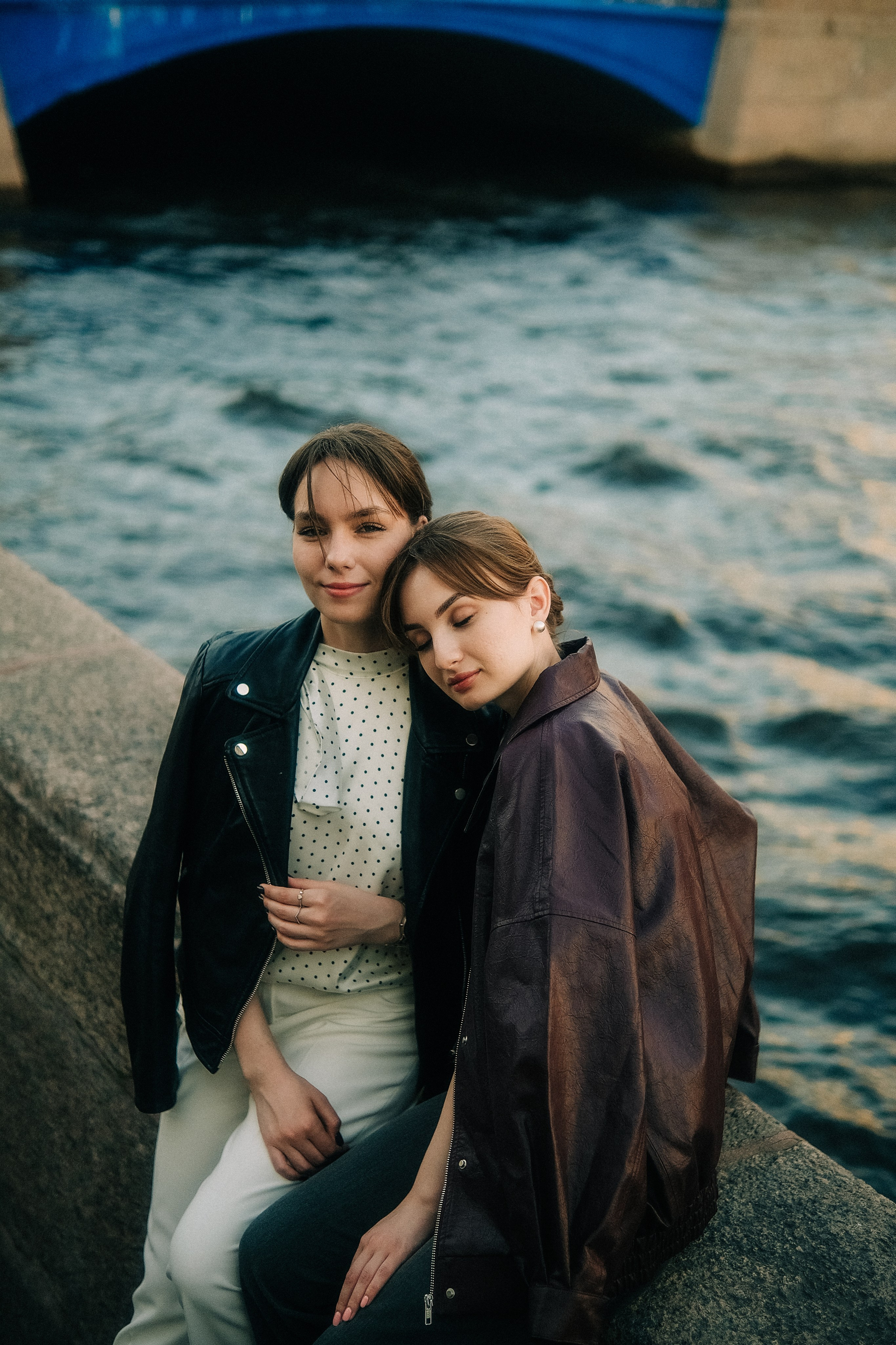 Света & Даша. Phdkvmr.ru