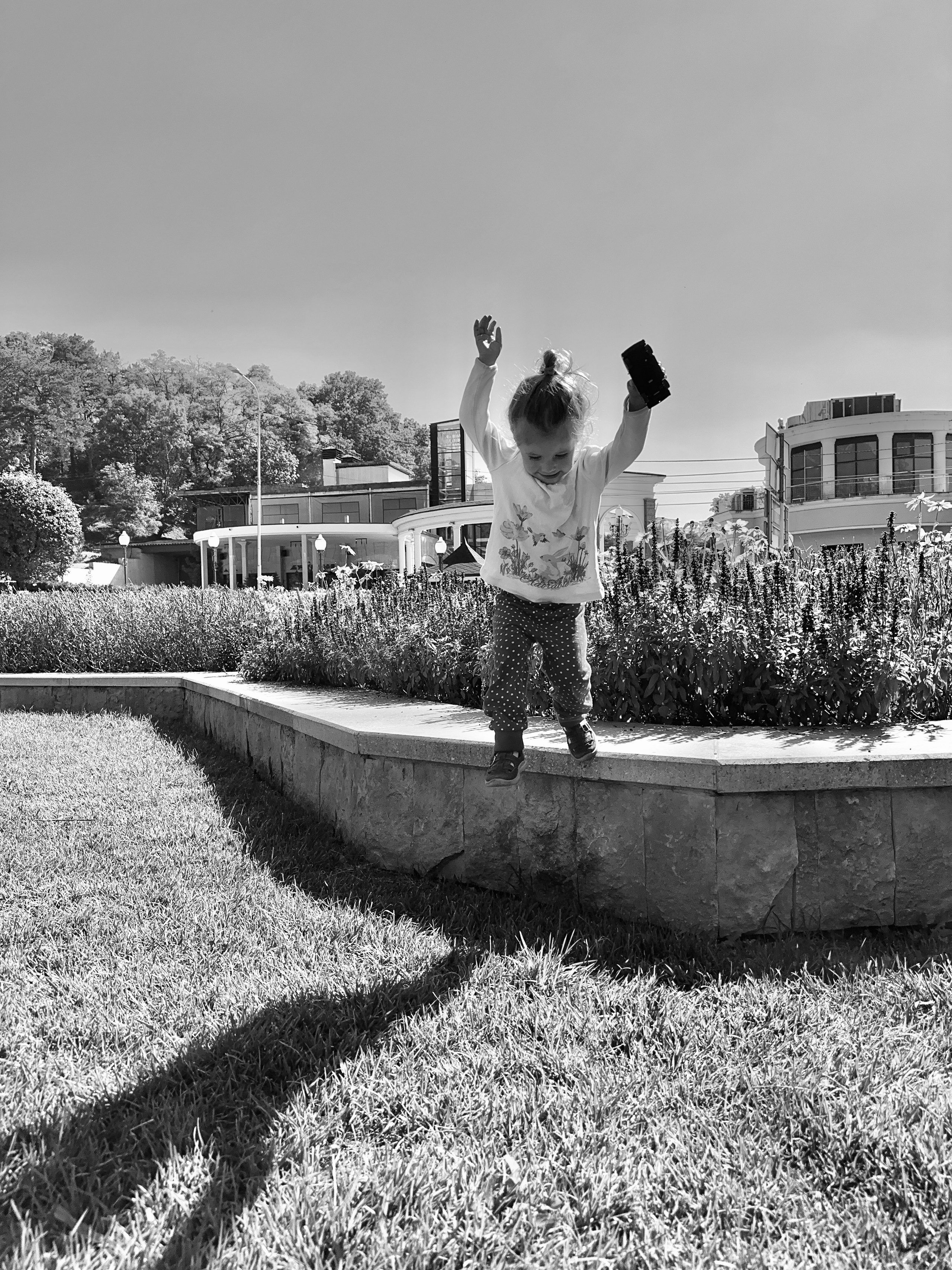 Дети. Смотри, красота!