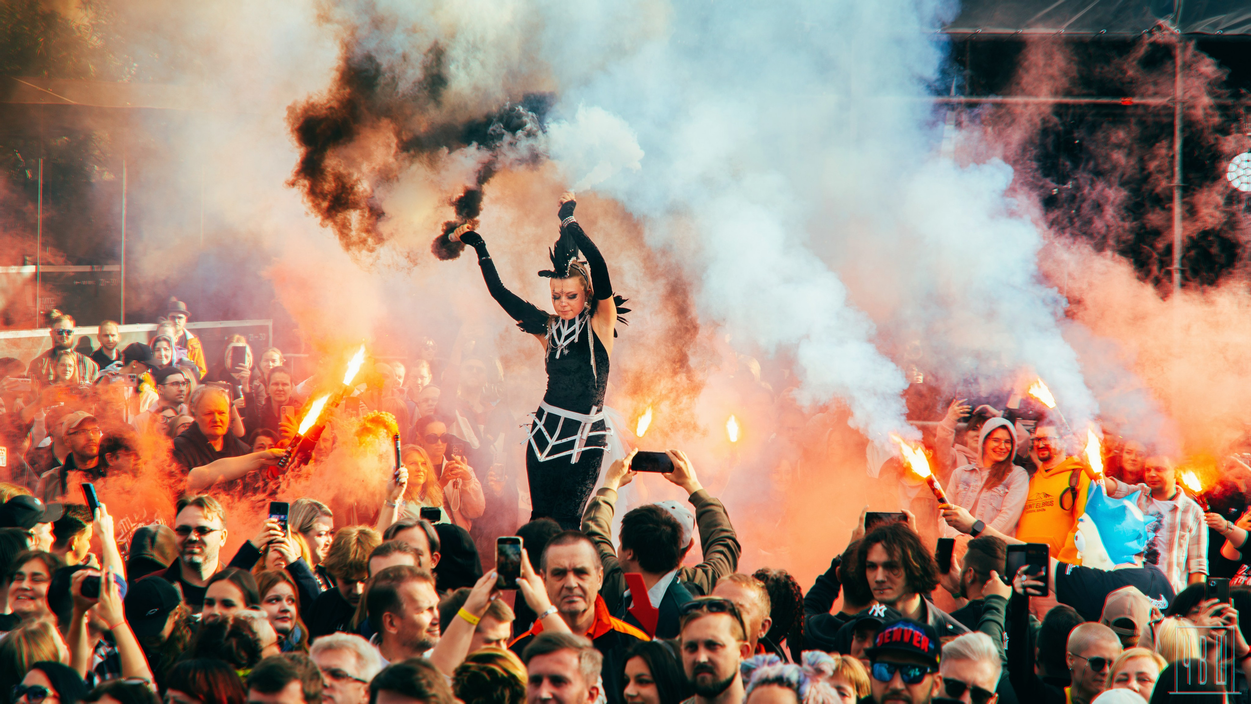 Живой! 2025, День Второй. Человек в Шляпе